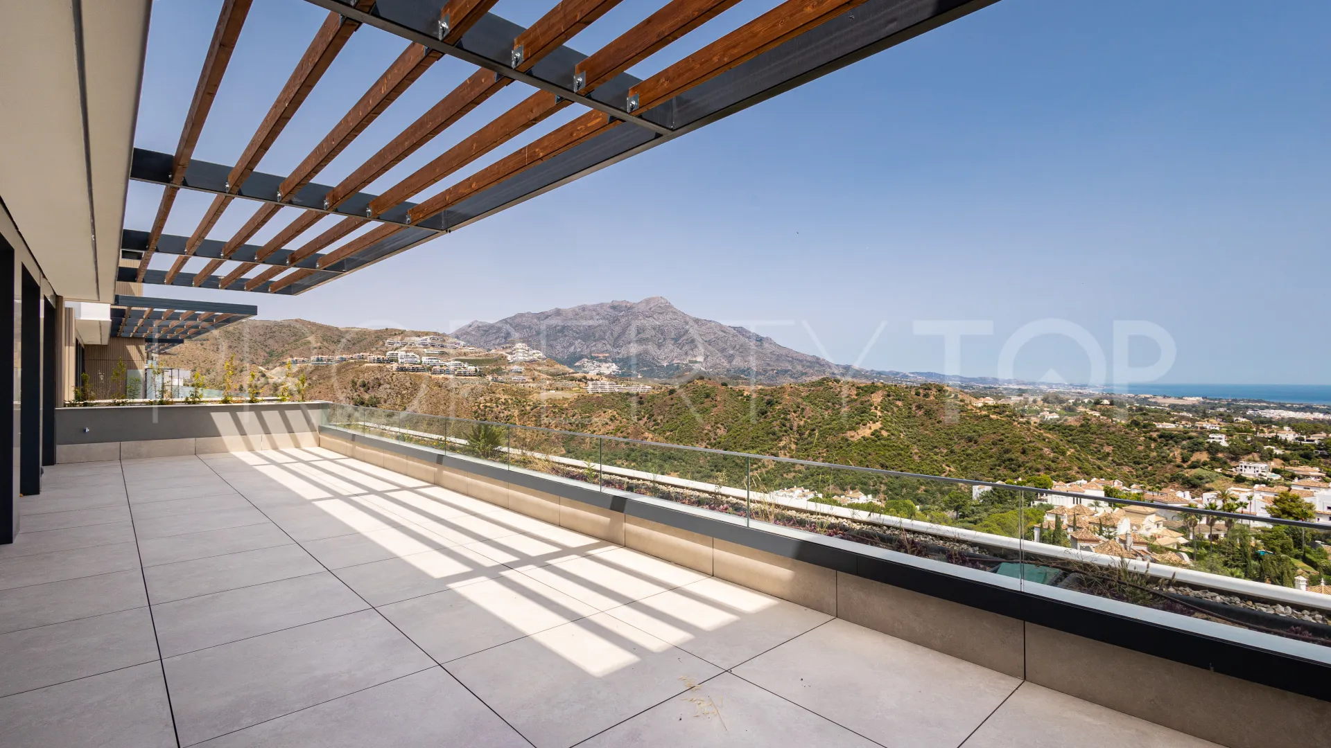 La Quinta 3 bedrooms penthouse for sale