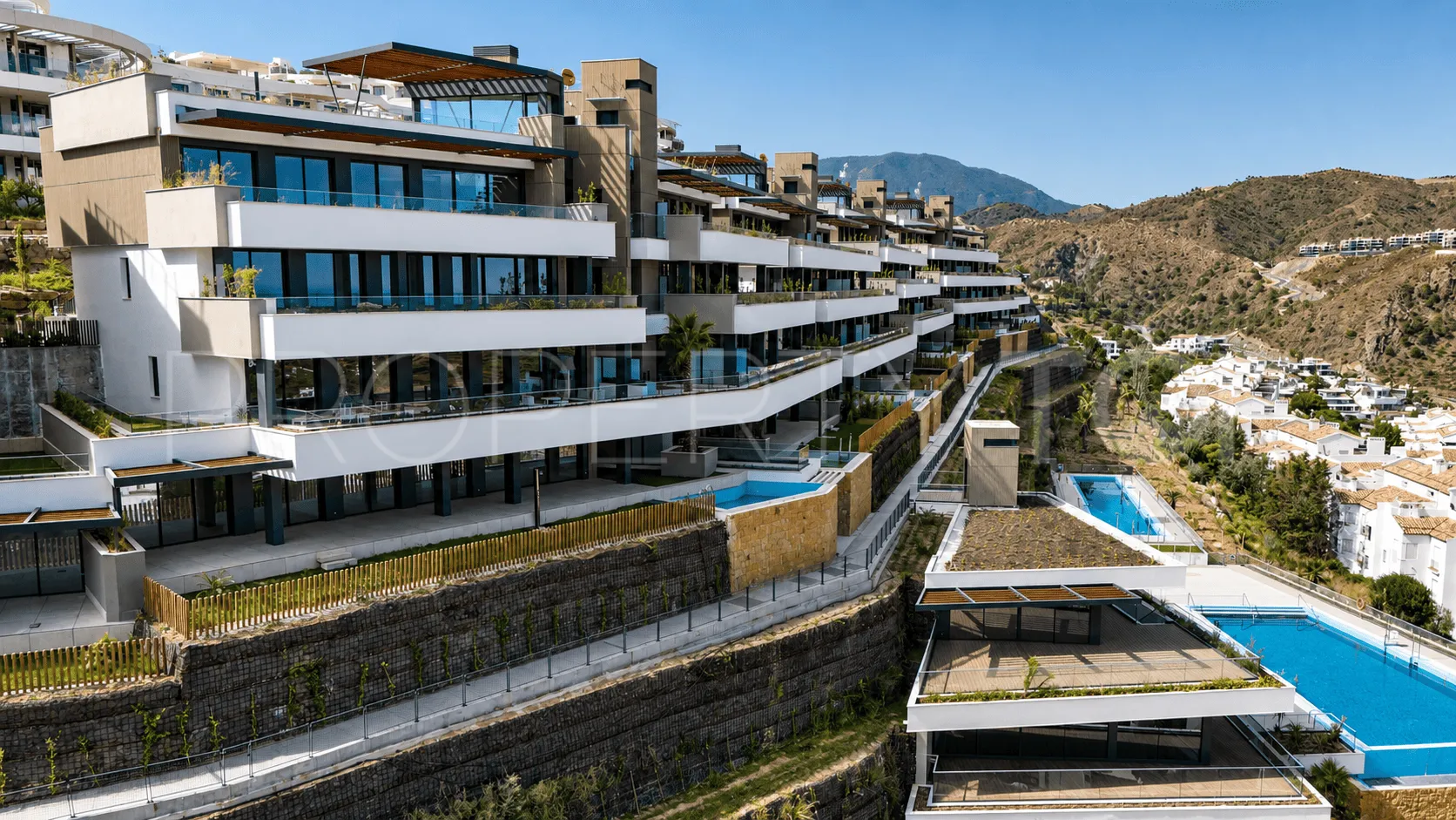 For sale ground floor apartment in La Quinta Golf with 3 bedrooms