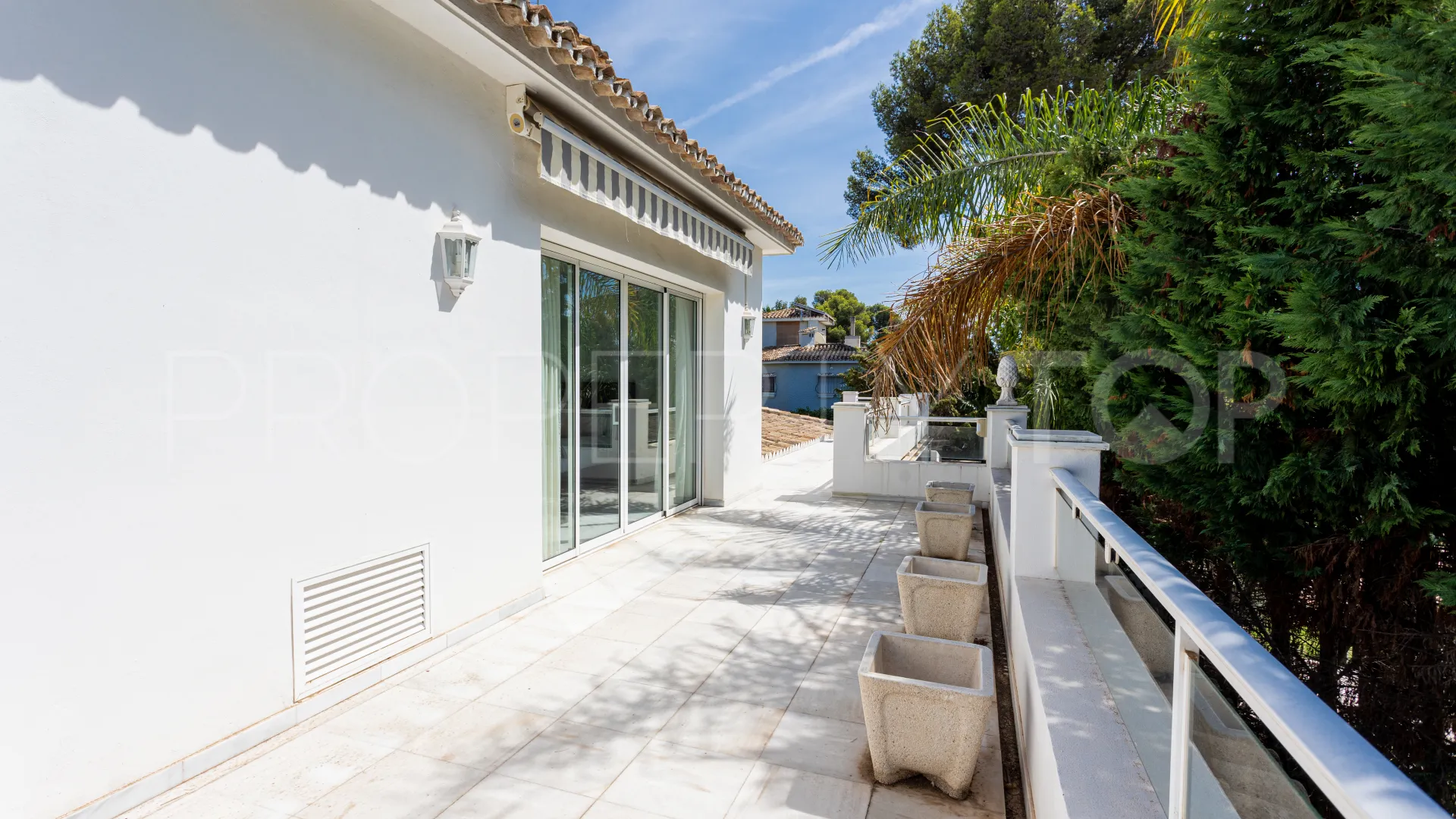 Los Monteros, villa con 5 dormitorios en venta