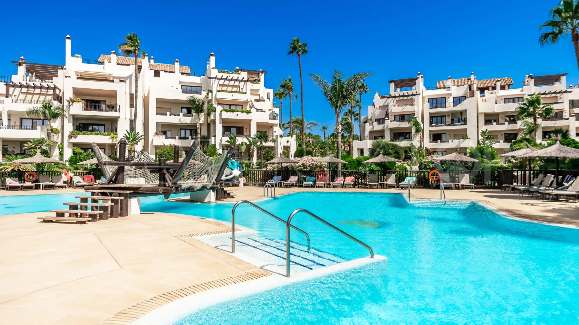 3 bedrooms penthouse for sale in Bahía del Velerín