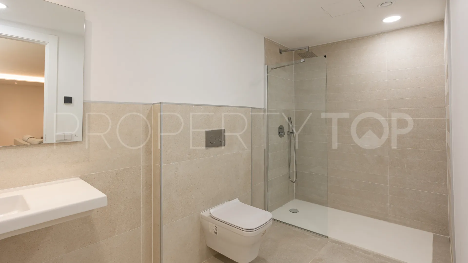 For sale Valdeolletas villa with 4 bedrooms