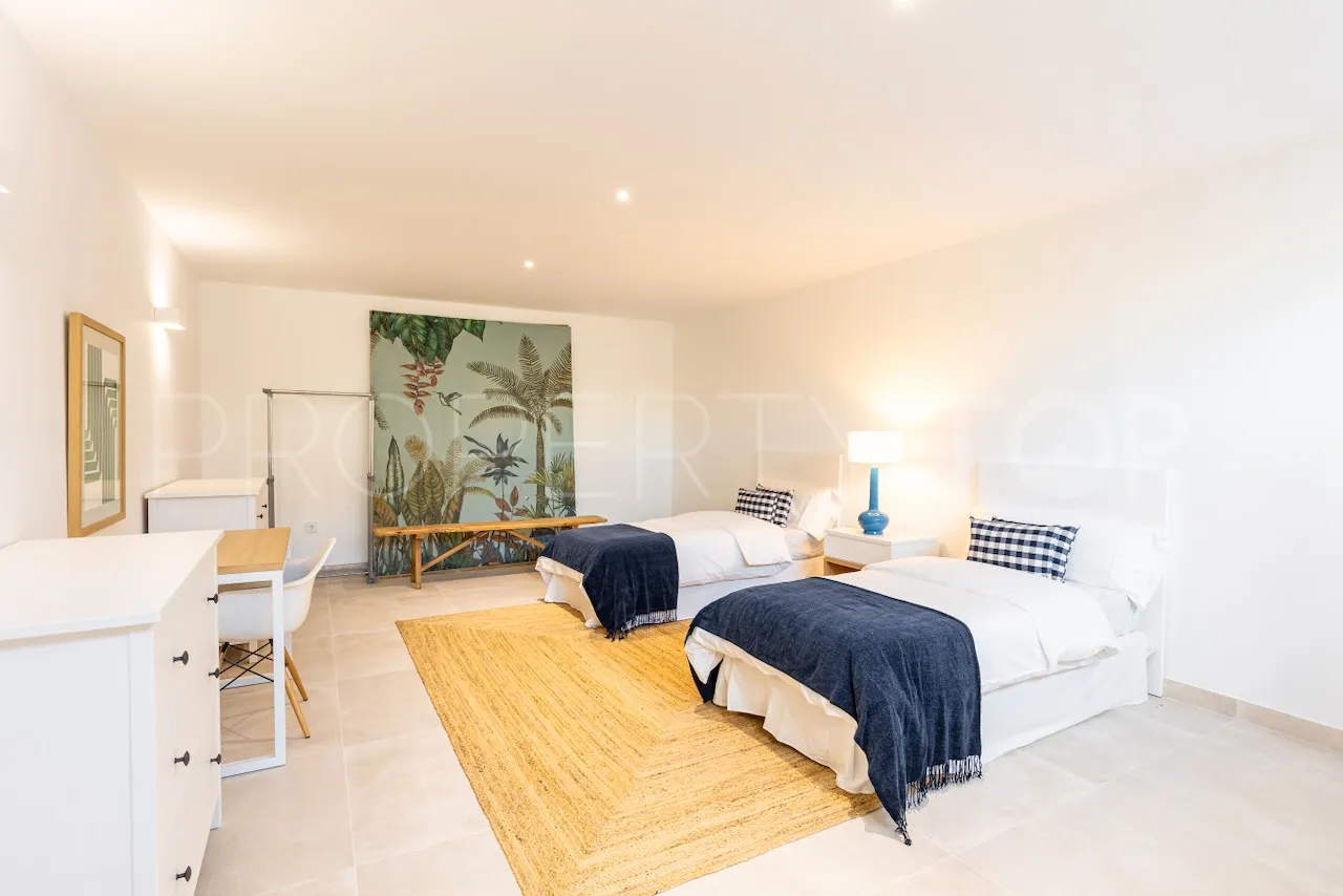 Villa a la venta en Valdeolletas con 4 dormitorios