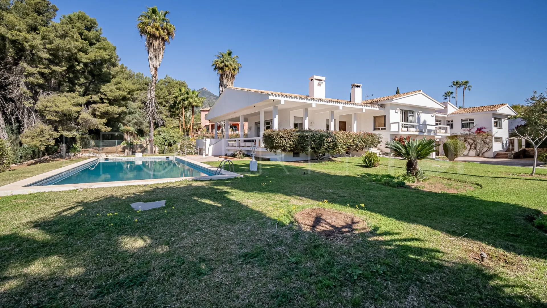La Montua, villa en venta