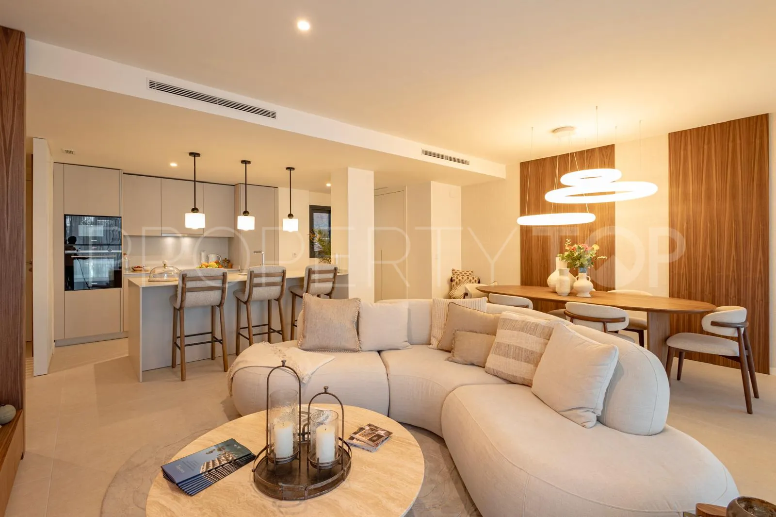 Apartamento en venta con 3 dormitorios en Nueva Alcantara