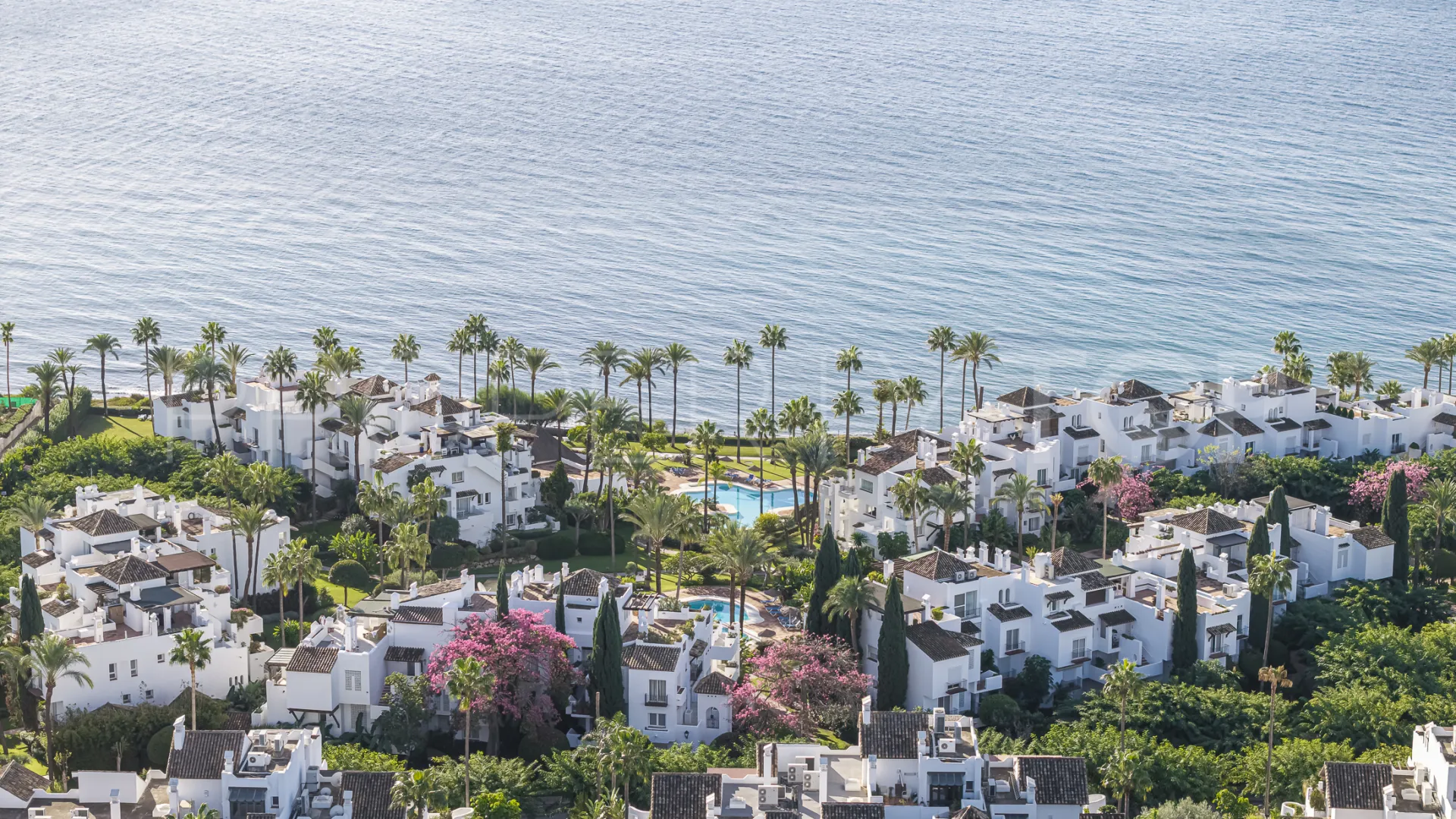 For sale ground floor apartment in Alcazaba Beach