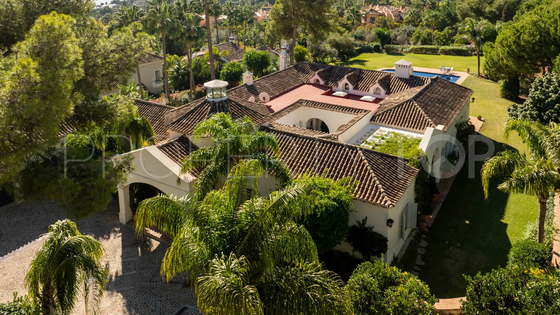 Villa in Altos Reales for sale