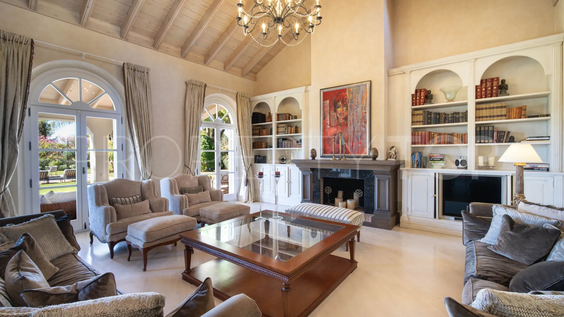 Villa in Altos Reales for sale