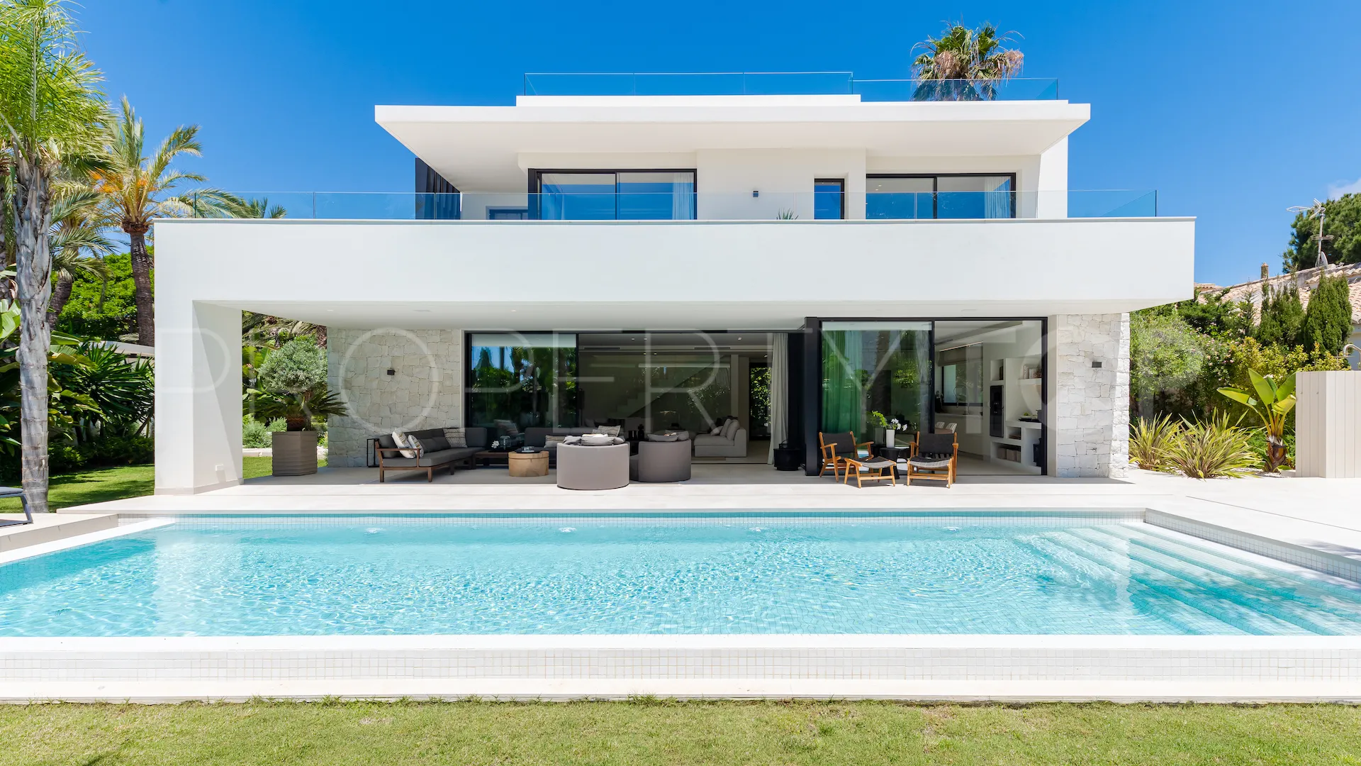 4 bedrooms Marbesa villa for sale