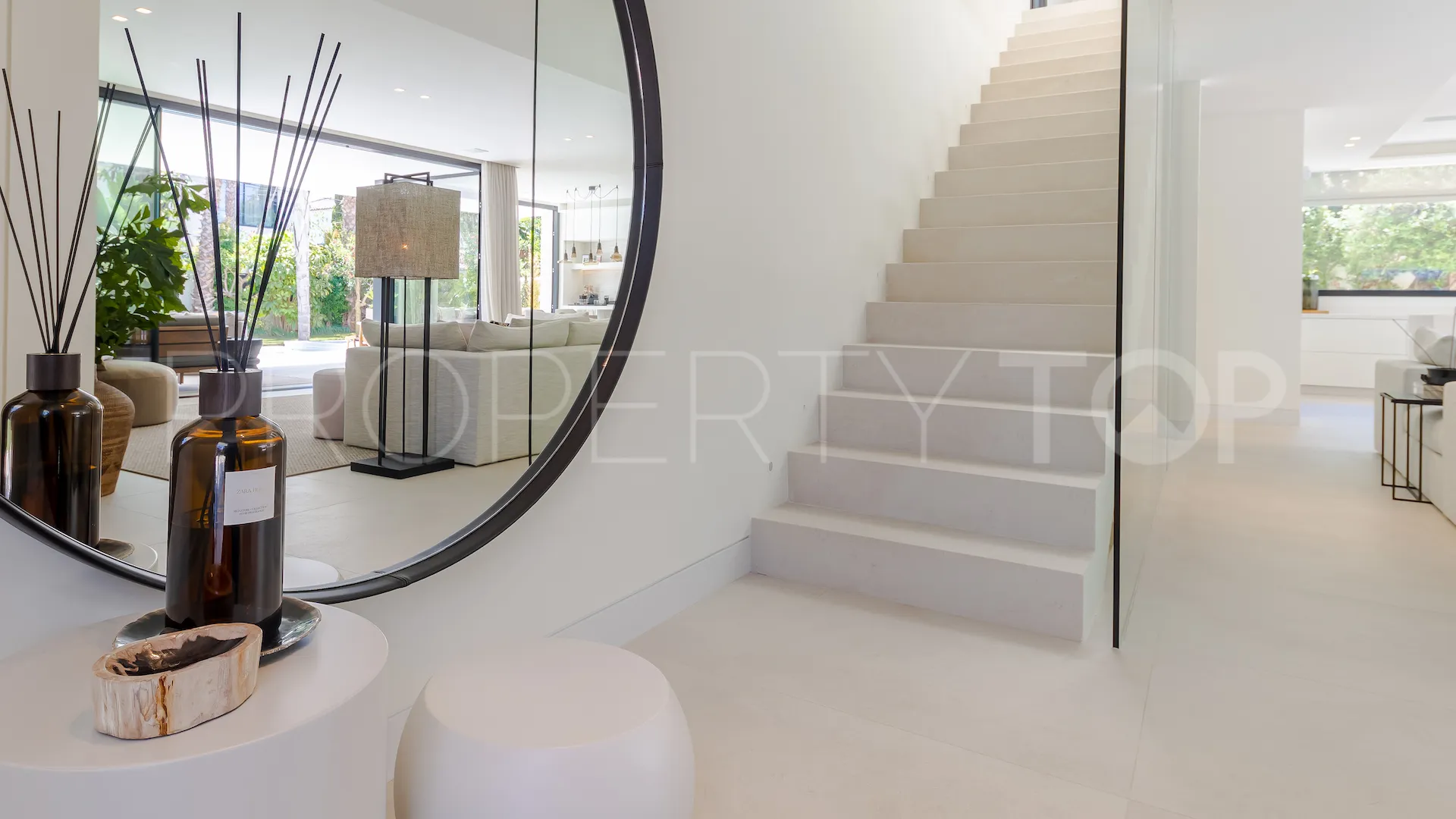 4 bedrooms Marbesa villa for sale