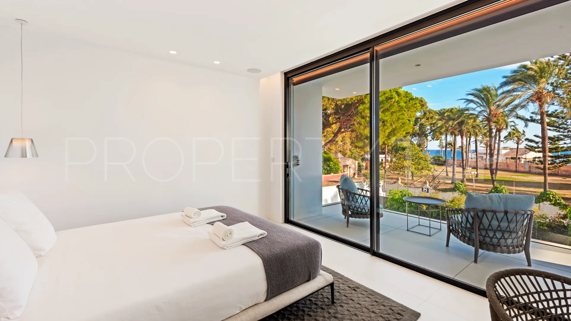 Villa with 6 bedrooms for sale in Cortijo Blanco