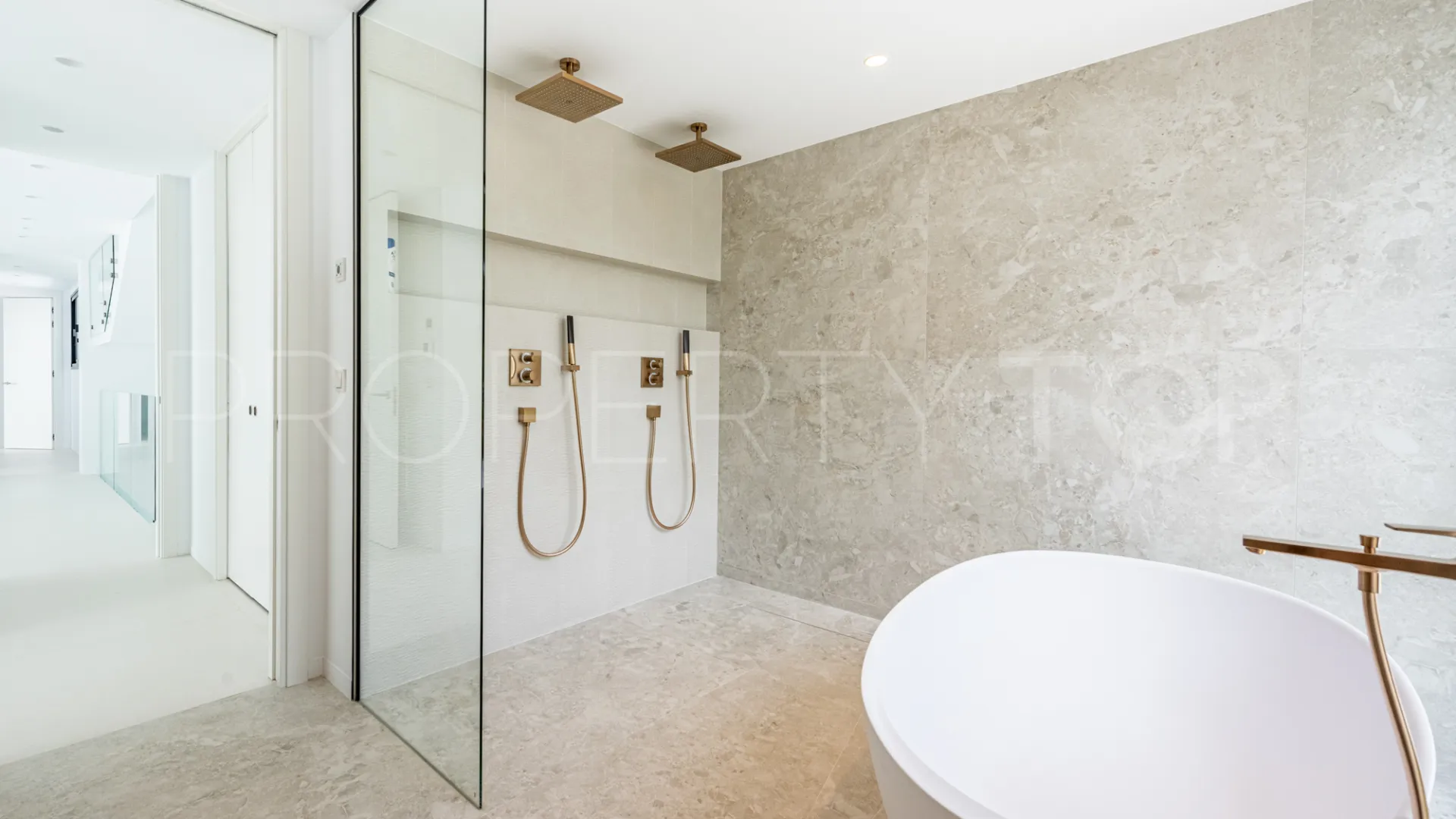 Villa with 6 bedrooms for sale in Cortijo Blanco
