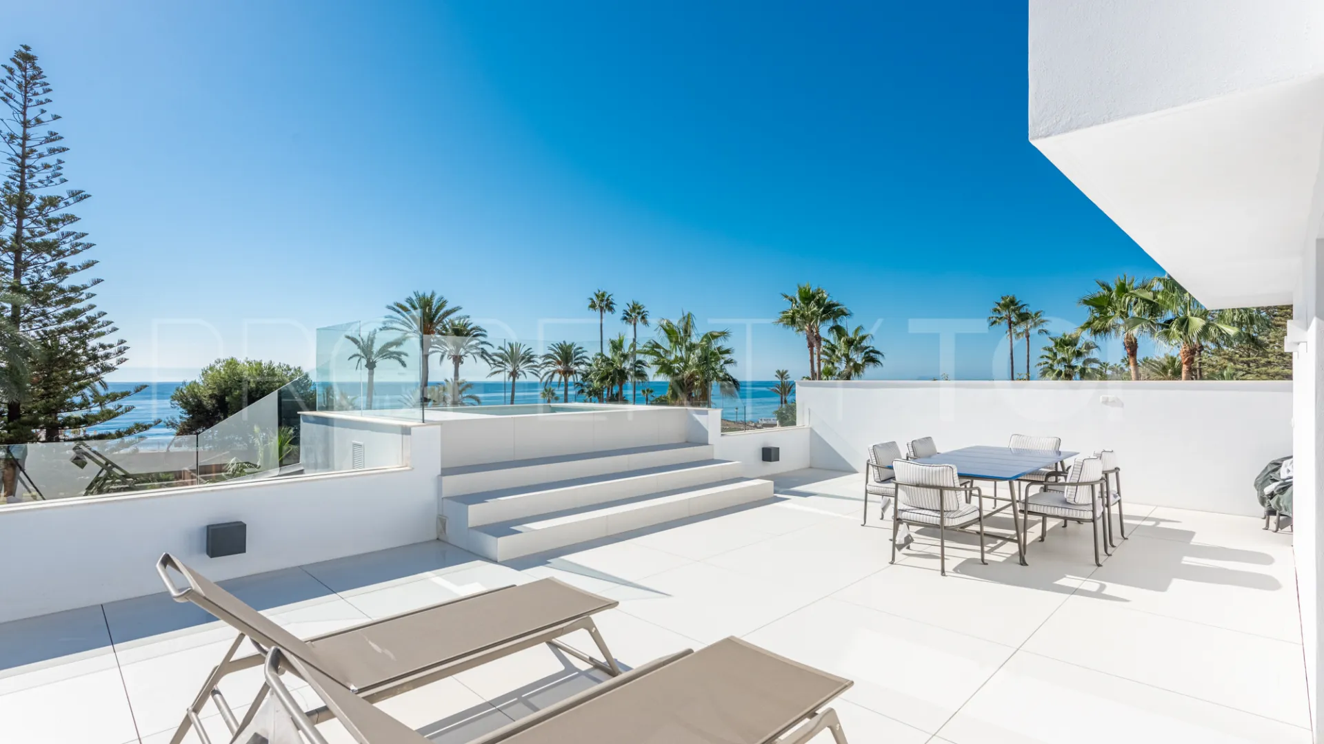 Villa with 6 bedrooms for sale in Cortijo Blanco