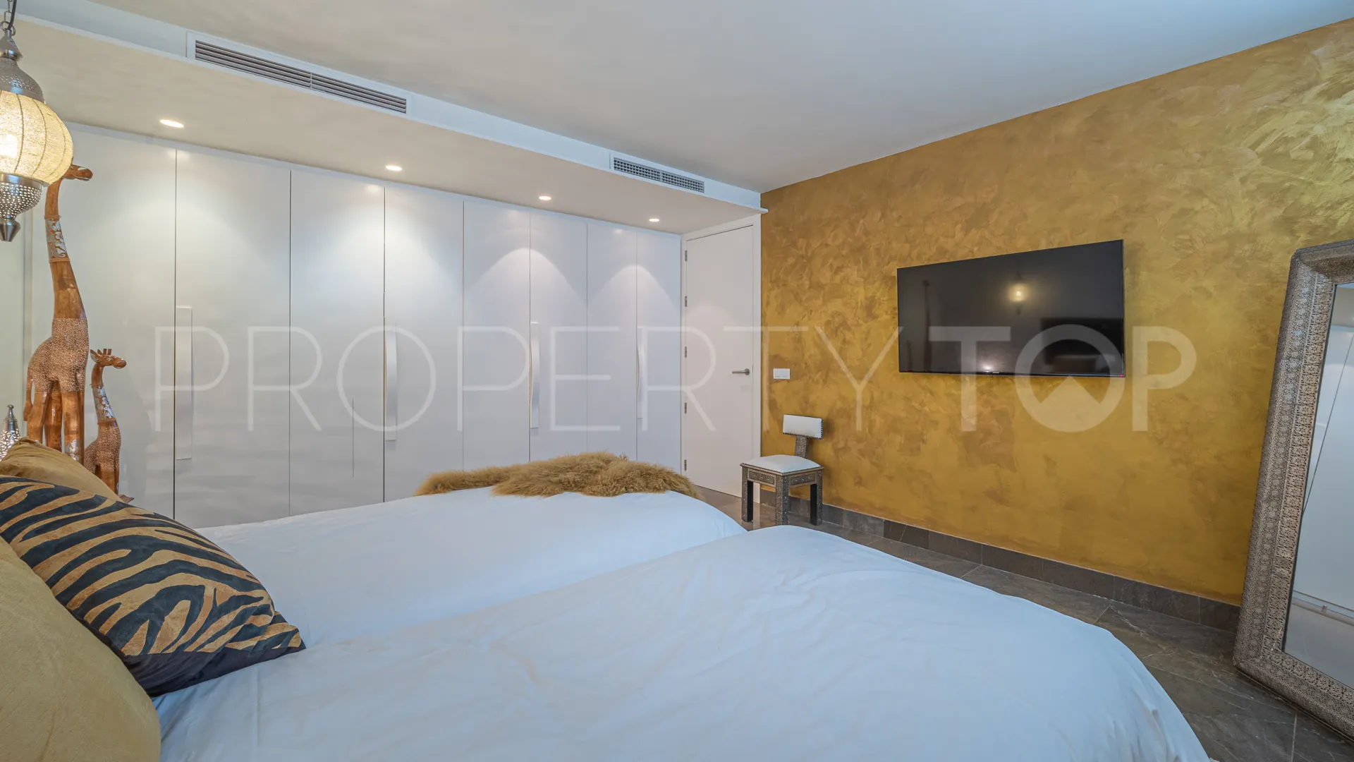 4 bedrooms Nagüeles villa for sale