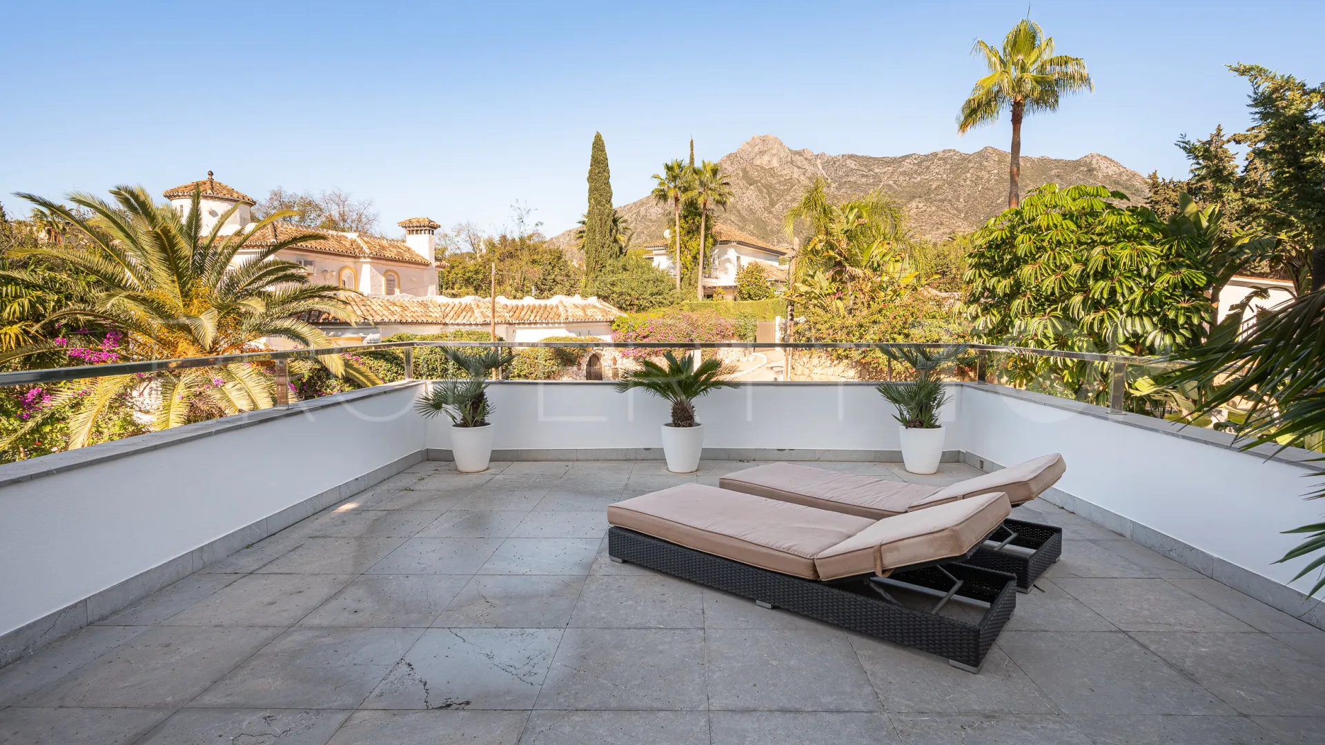 4 bedrooms Nagüeles villa for sale