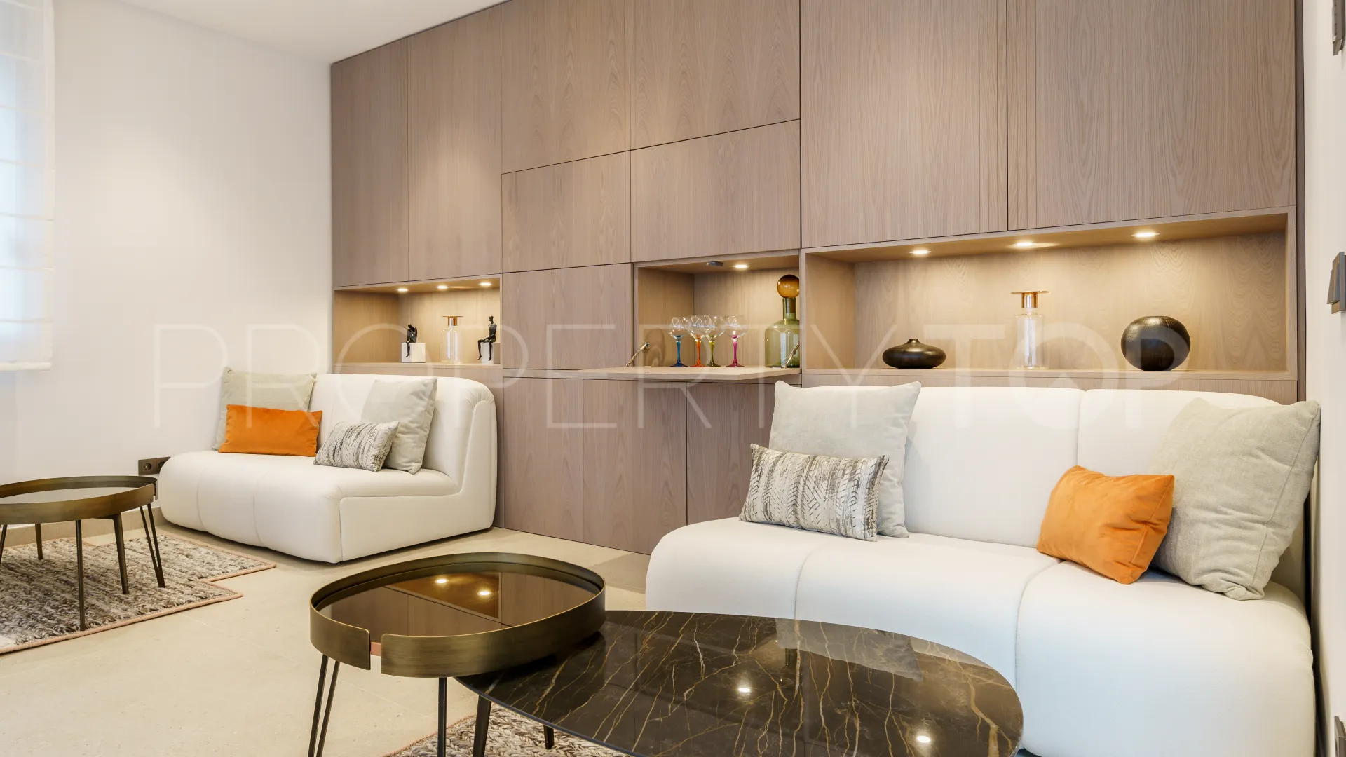 Se vende villa de 6 dormitorios en La Zagaleta