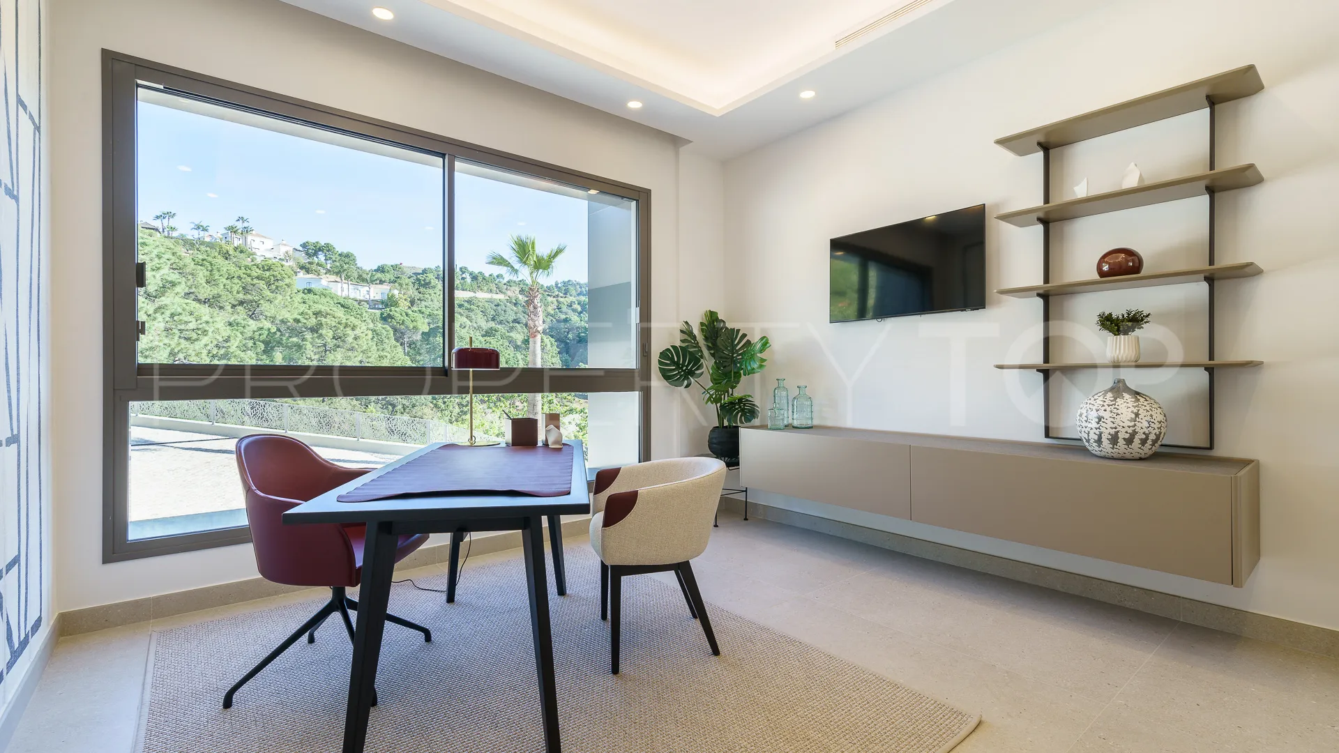 Se vende villa de 6 dormitorios en La Zagaleta