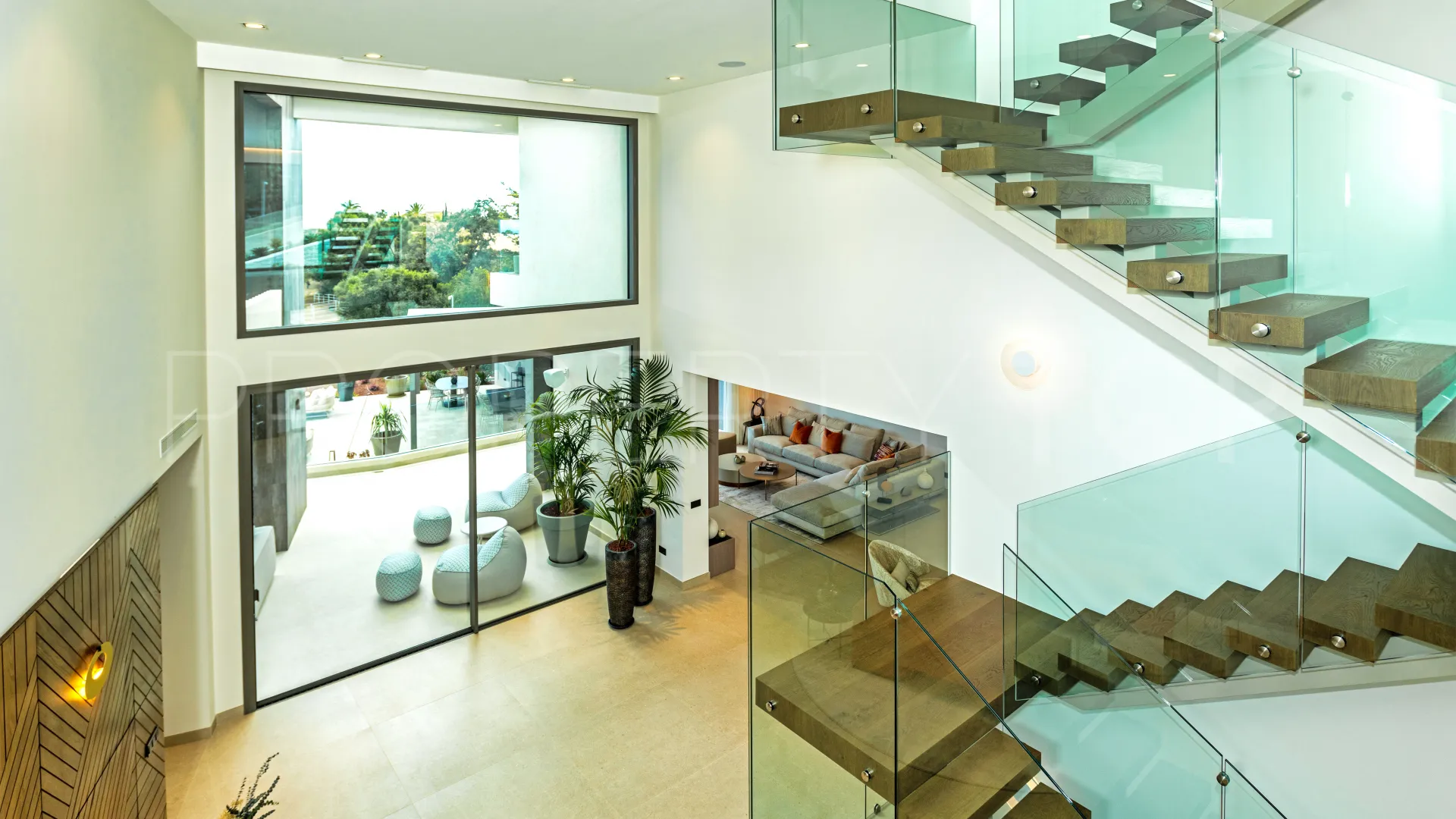 Se vende villa de 6 dormitorios en La Zagaleta