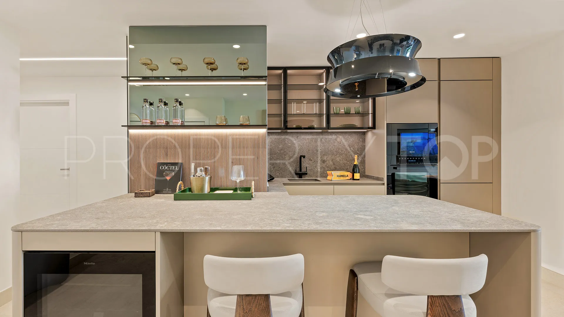 For sale El Velerin ground floor apartment with 3 bedrooms