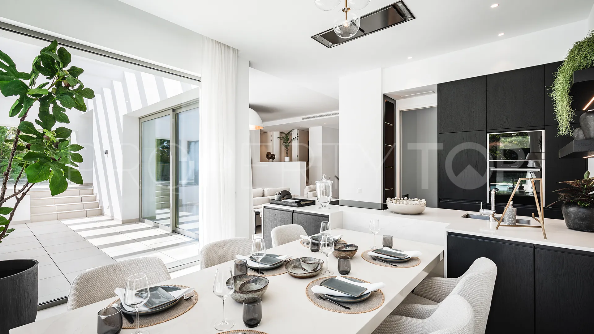 Villa con 5 dormitorios en venta en King's Hills