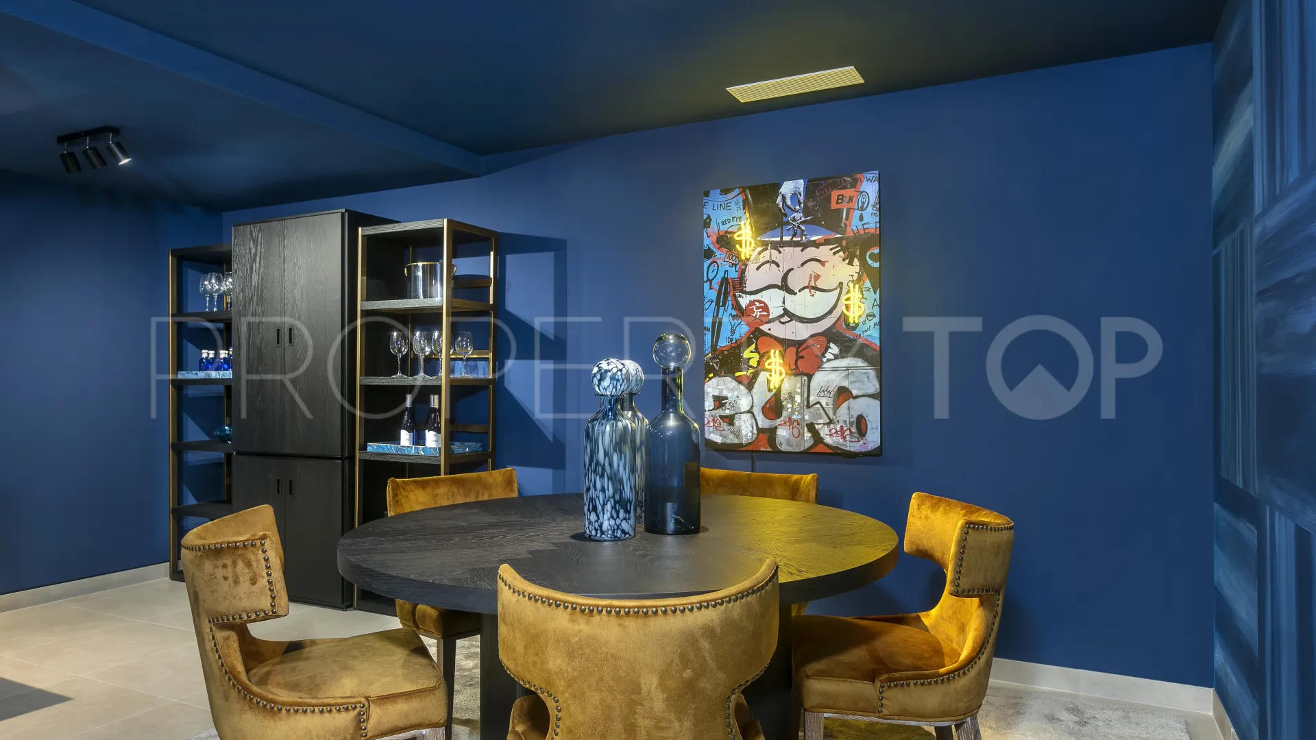 Villa con 5 dormitorios en venta en King's Hills