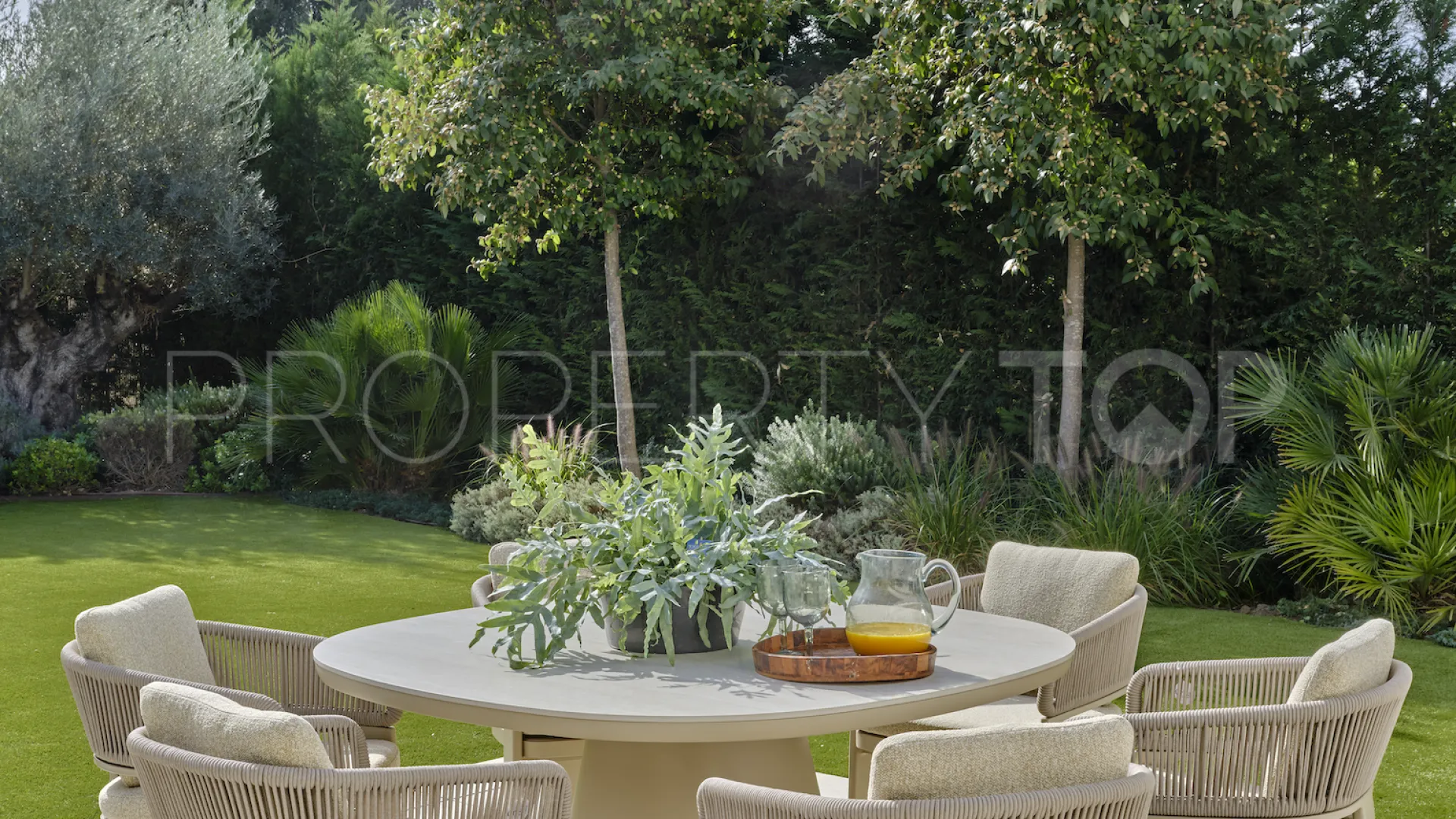 Villa con 5 dormitorios en venta en King's Hills