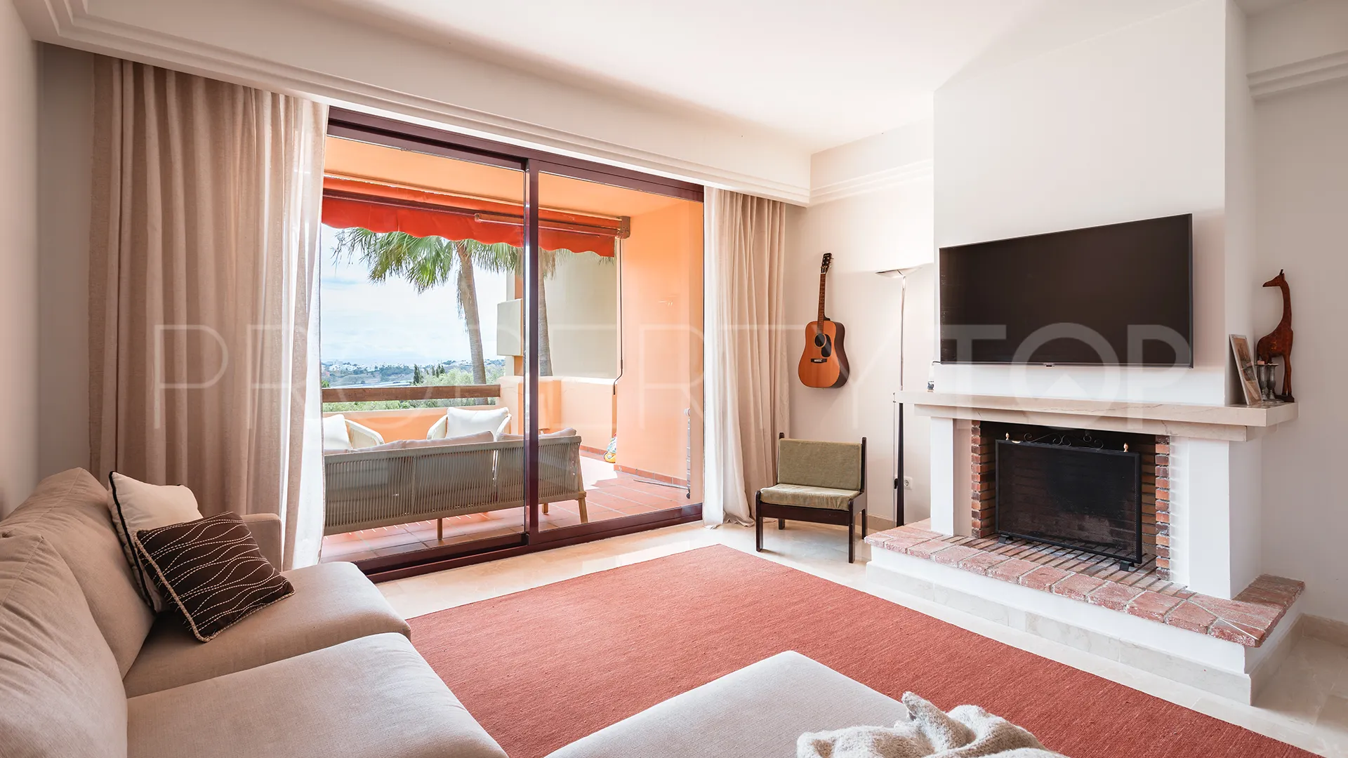 Apartment for sale in Cumbres de Los Almendros with 2 bedrooms