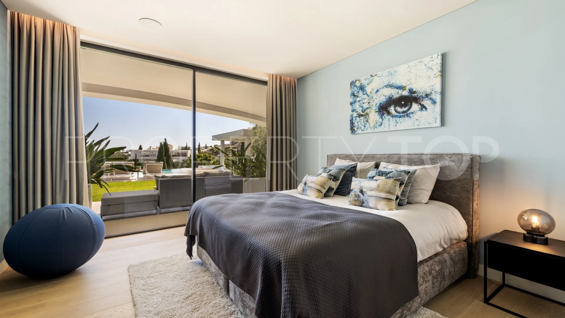 5 bedrooms villa for sale in Los Flamingos Golf