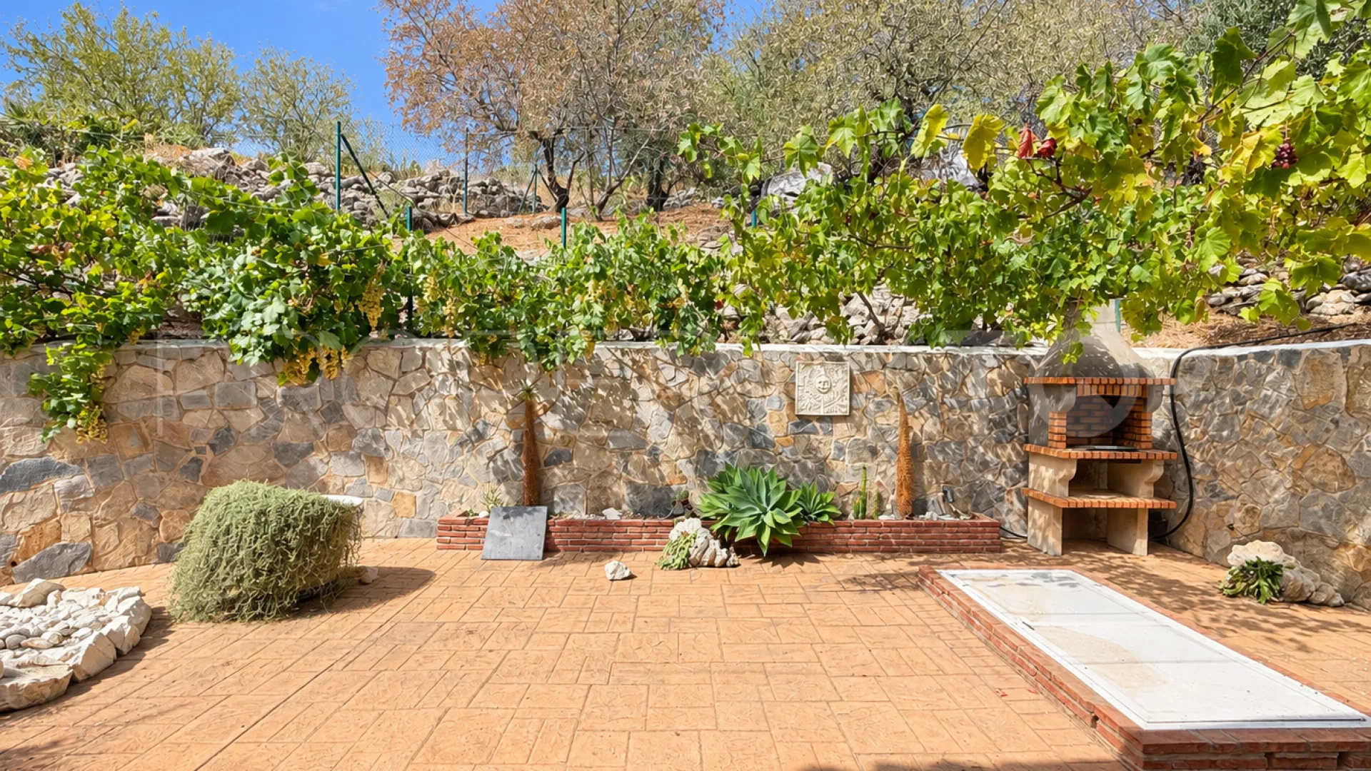 4 bedrooms country house in Monda for sale