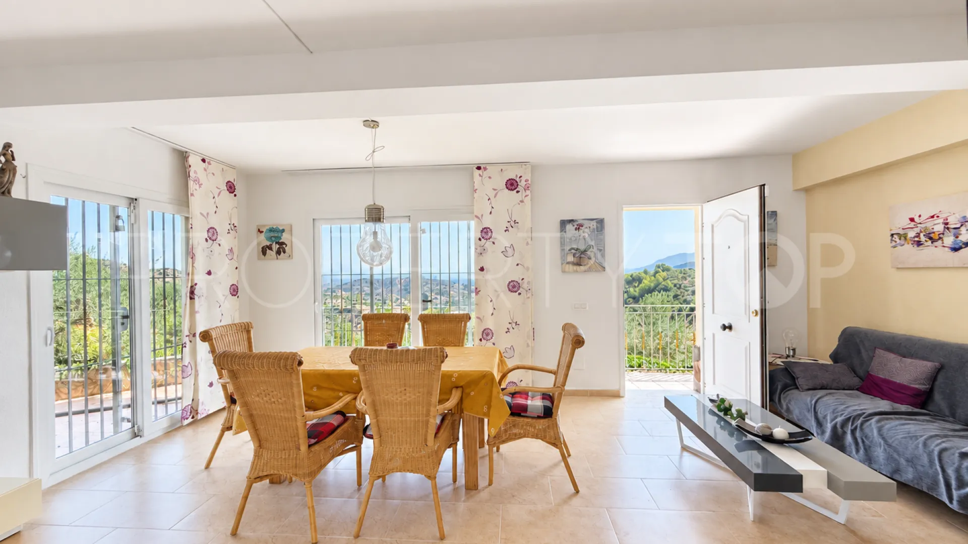 4 bedrooms country house in Monda for sale