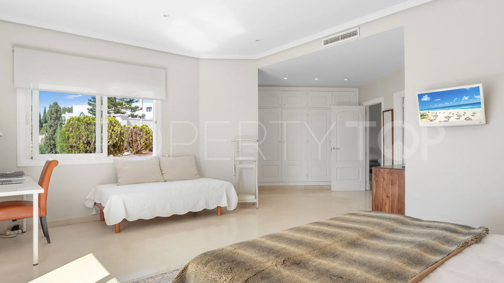 For sale villa in Paraiso Alto with 6 bedrooms