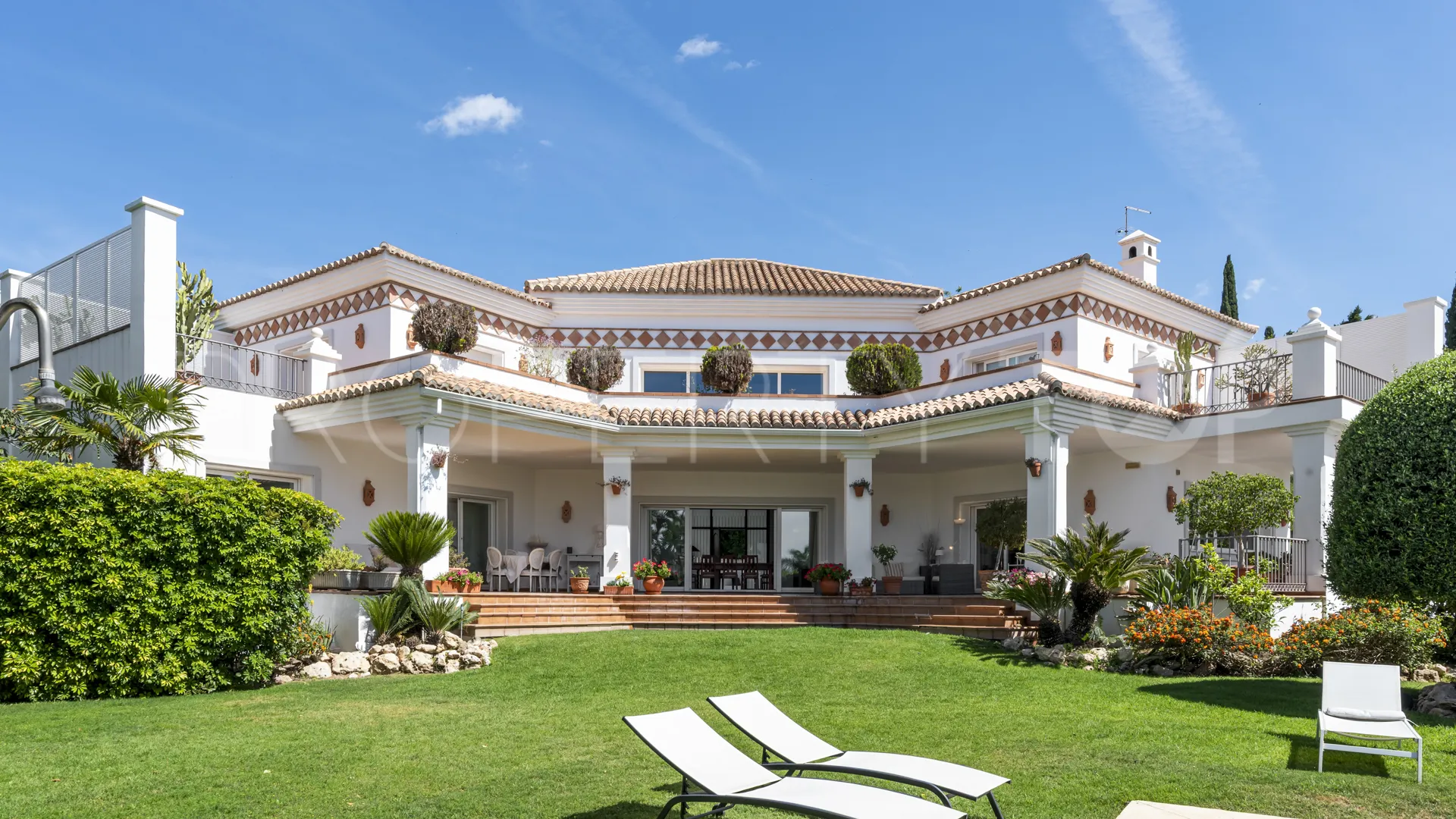 For sale villa in Paraiso Alto with 6 bedrooms