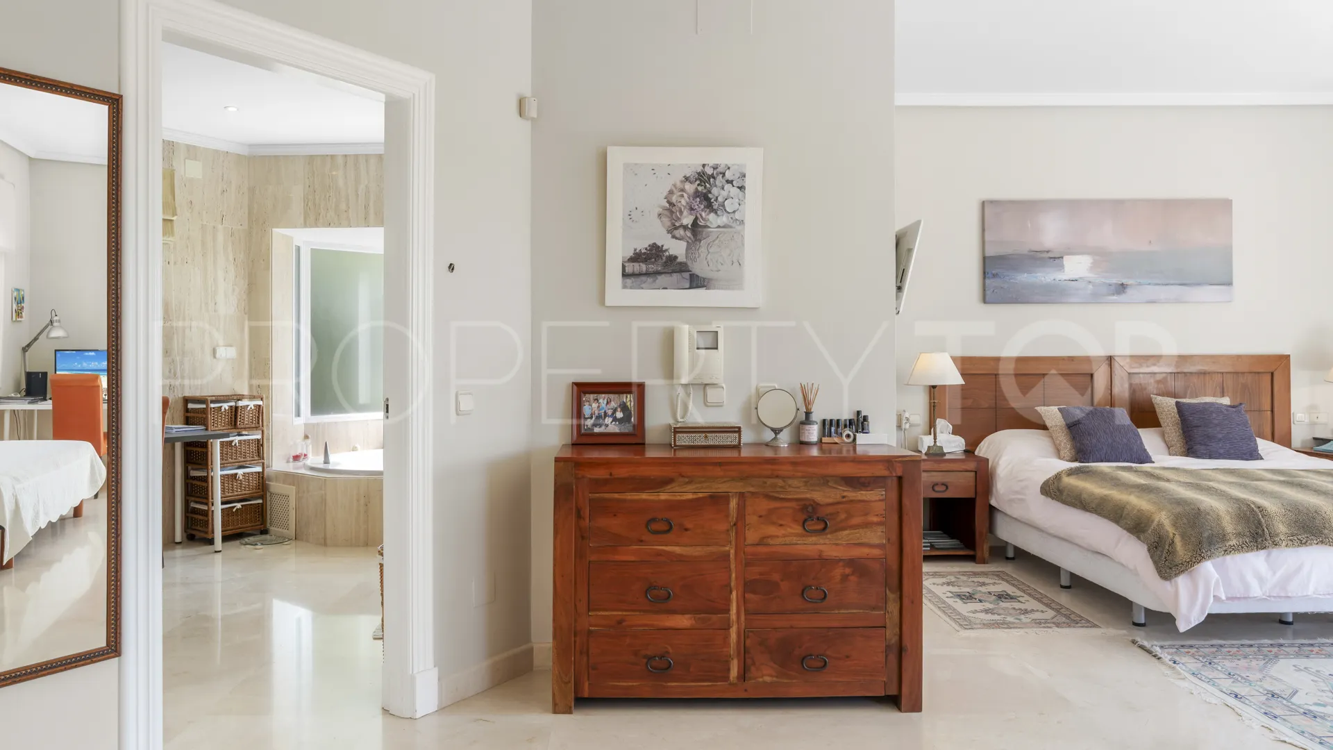 For sale villa in Paraiso Alto with 6 bedrooms
