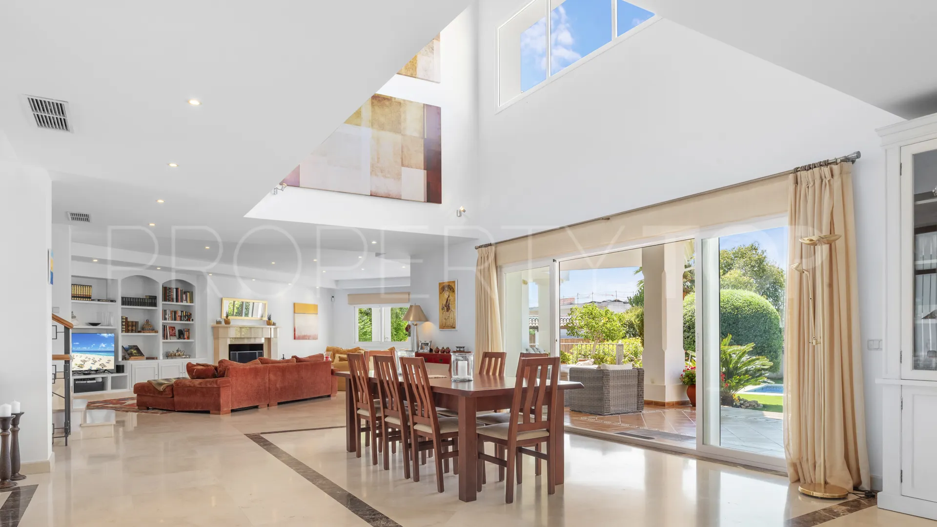 For sale villa in Paraiso Alto with 6 bedrooms