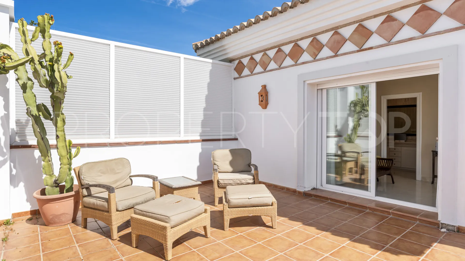 For sale villa in Paraiso Alto with 6 bedrooms