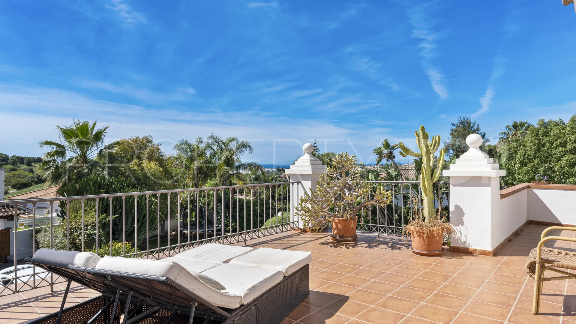 For sale villa in Paraiso Alto with 6 bedrooms