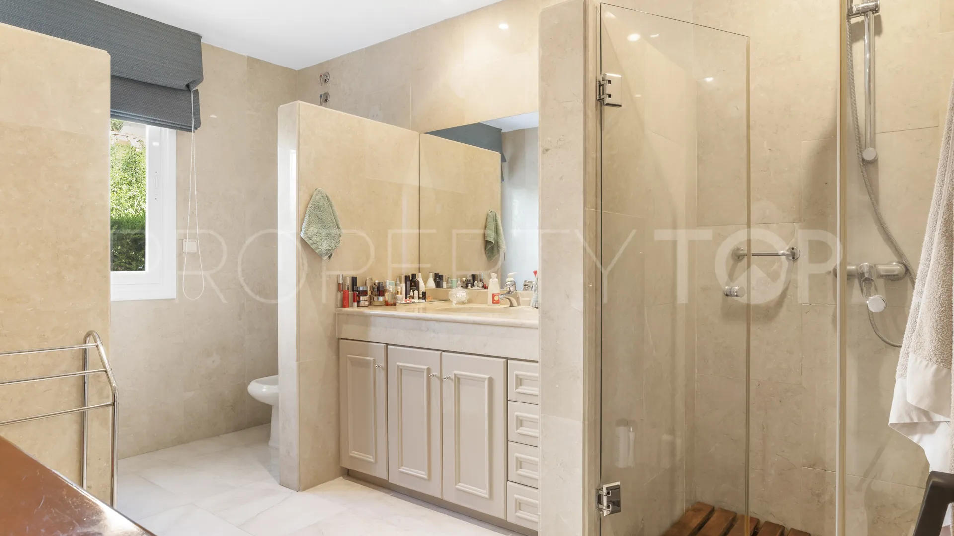 For sale villa in Paraiso Alto with 6 bedrooms