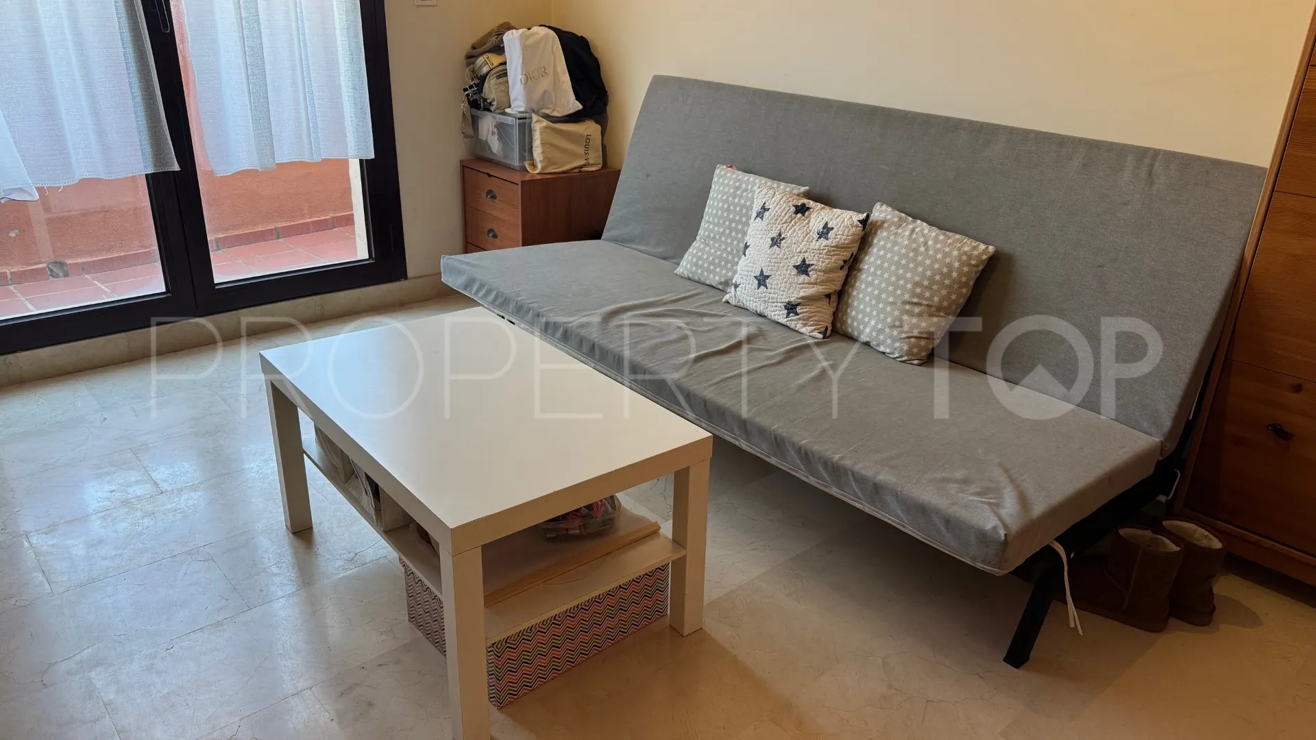 Buy town house in Estepona