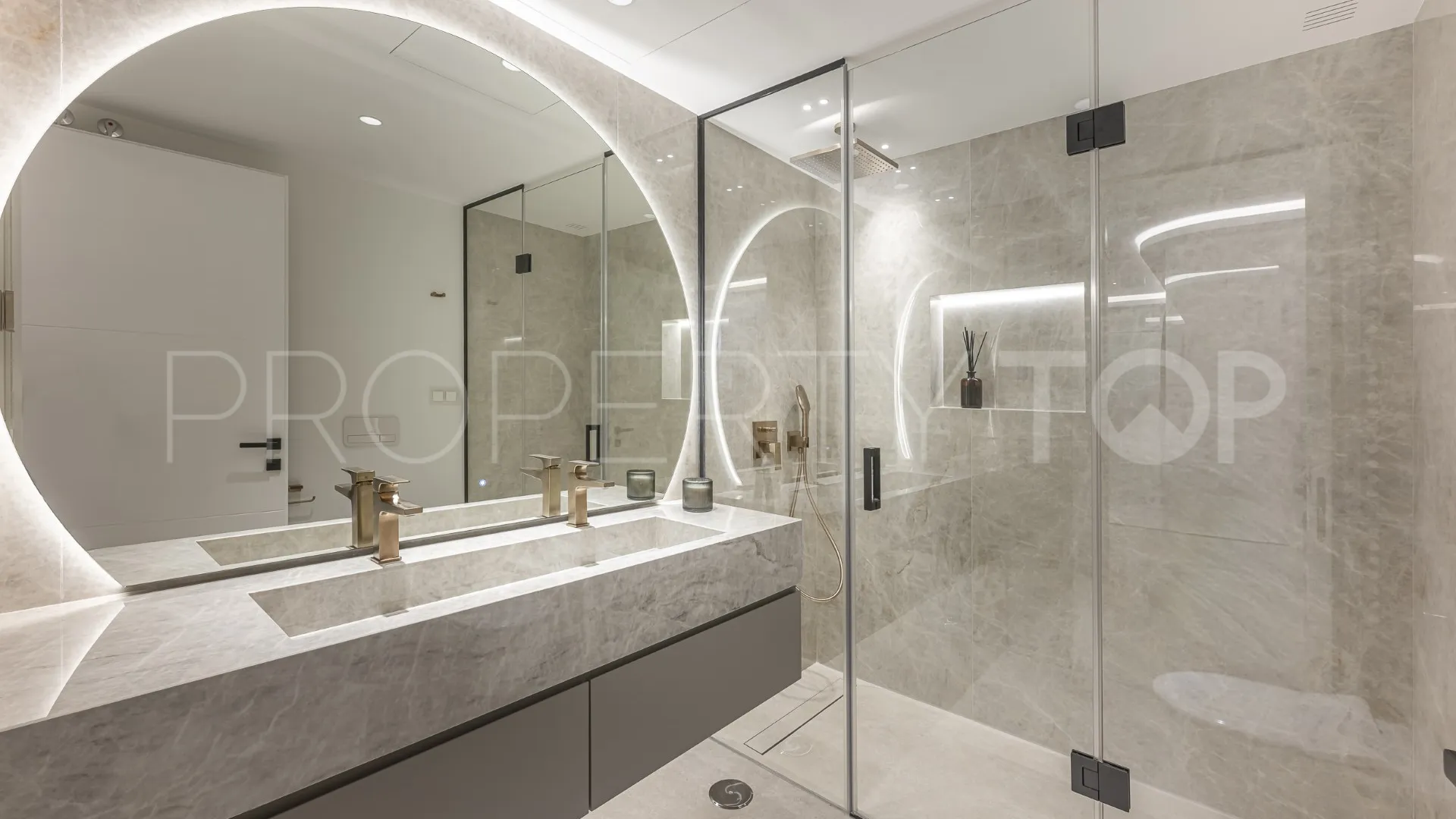 Apartment for sale in Bahía del Velerín