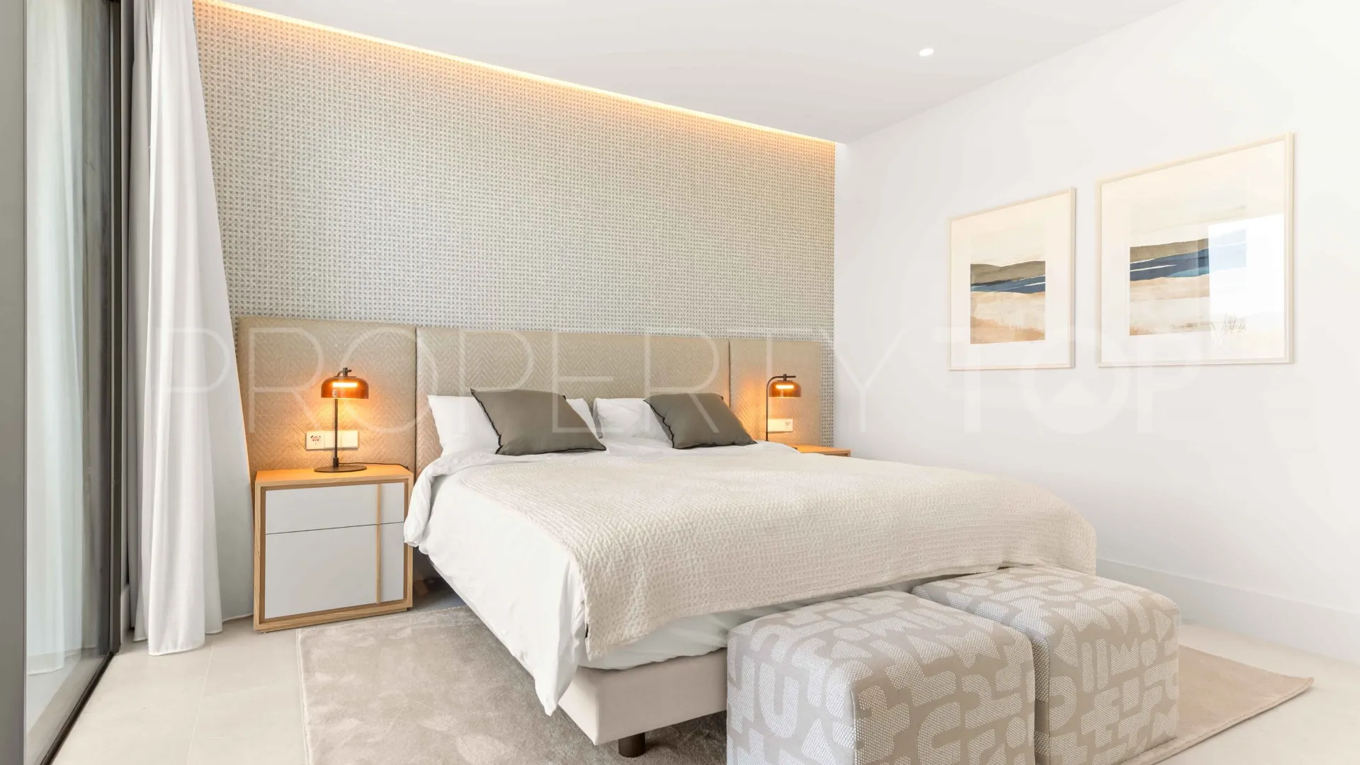 Se vende villa de 5 dormitorios en San Pedro de Alcantara