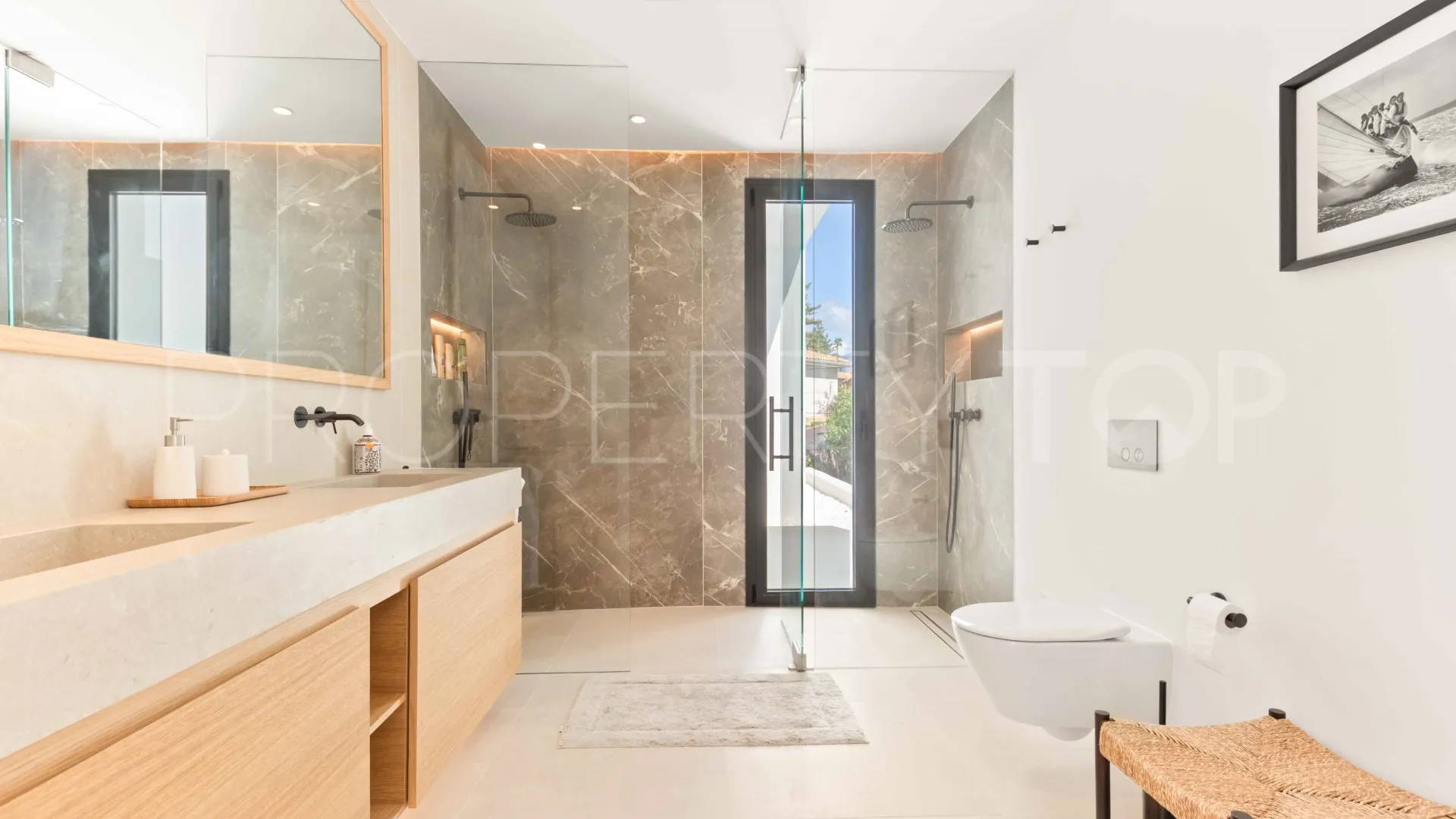 Se vende villa de 5 dormitorios en San Pedro de Alcantara