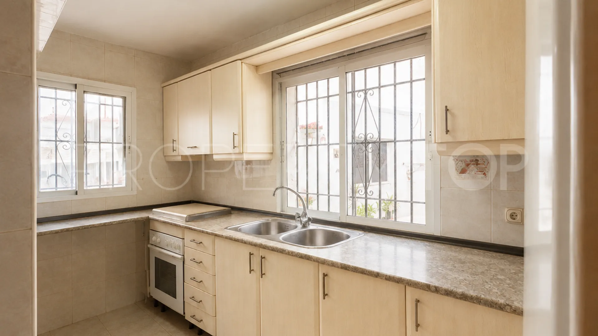 Marbella Centro town house for sale