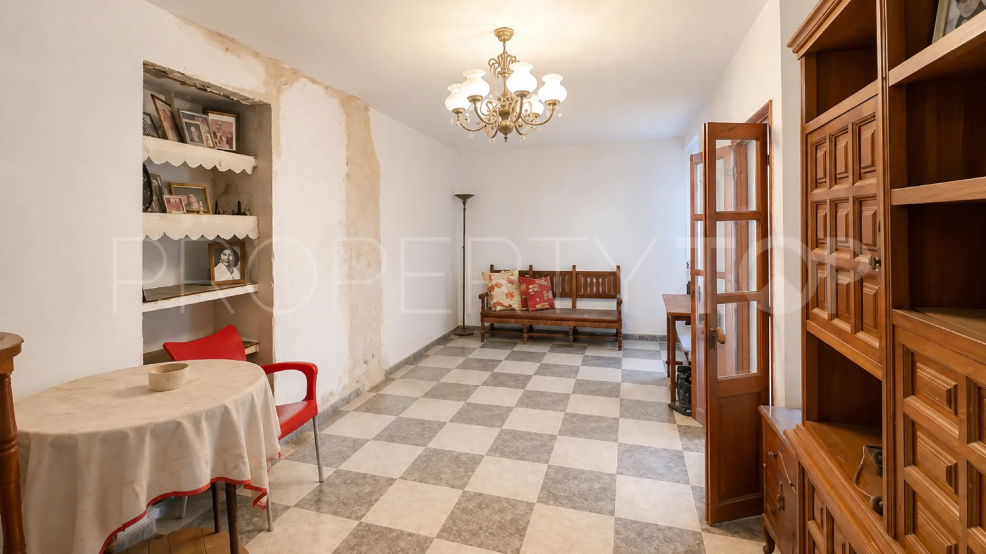 Marbella Centro town house for sale