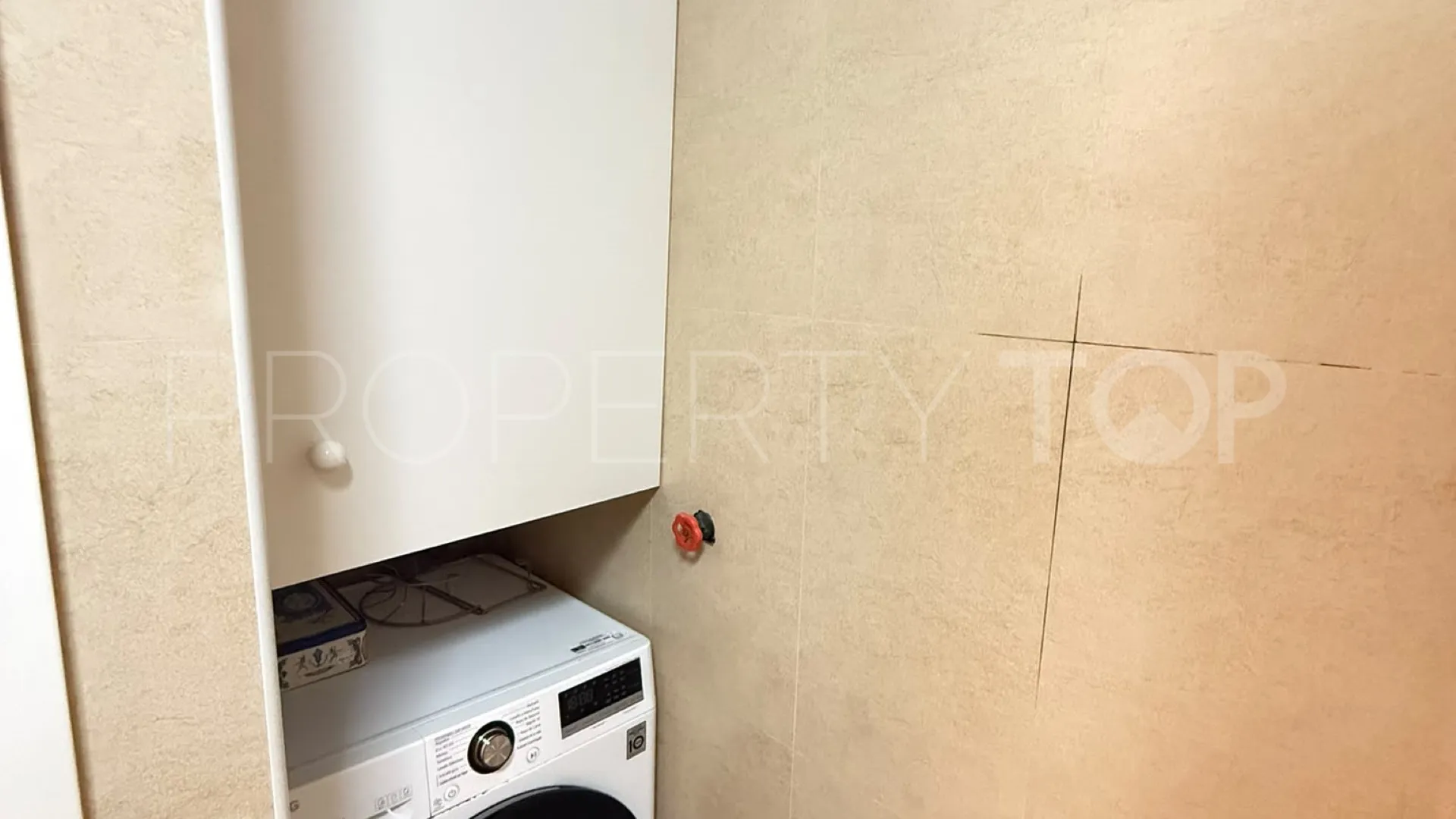 Se vende Ático en Bel Air con 3 dormitorios