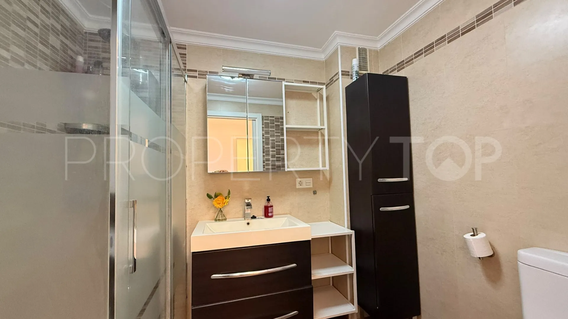 Se vende Ático en Bel Air con 3 dormitorios