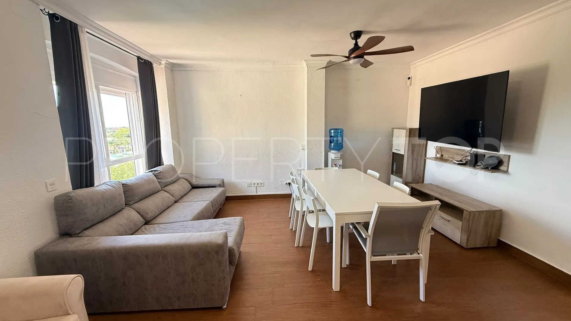 Se vende Ático en Bel Air con 3 dormitorios