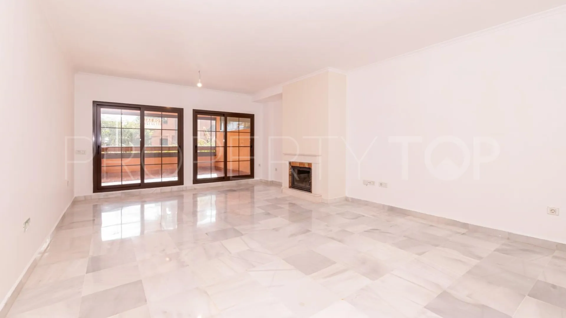 Hacienda del Sol 4 bedrooms apartment for sale