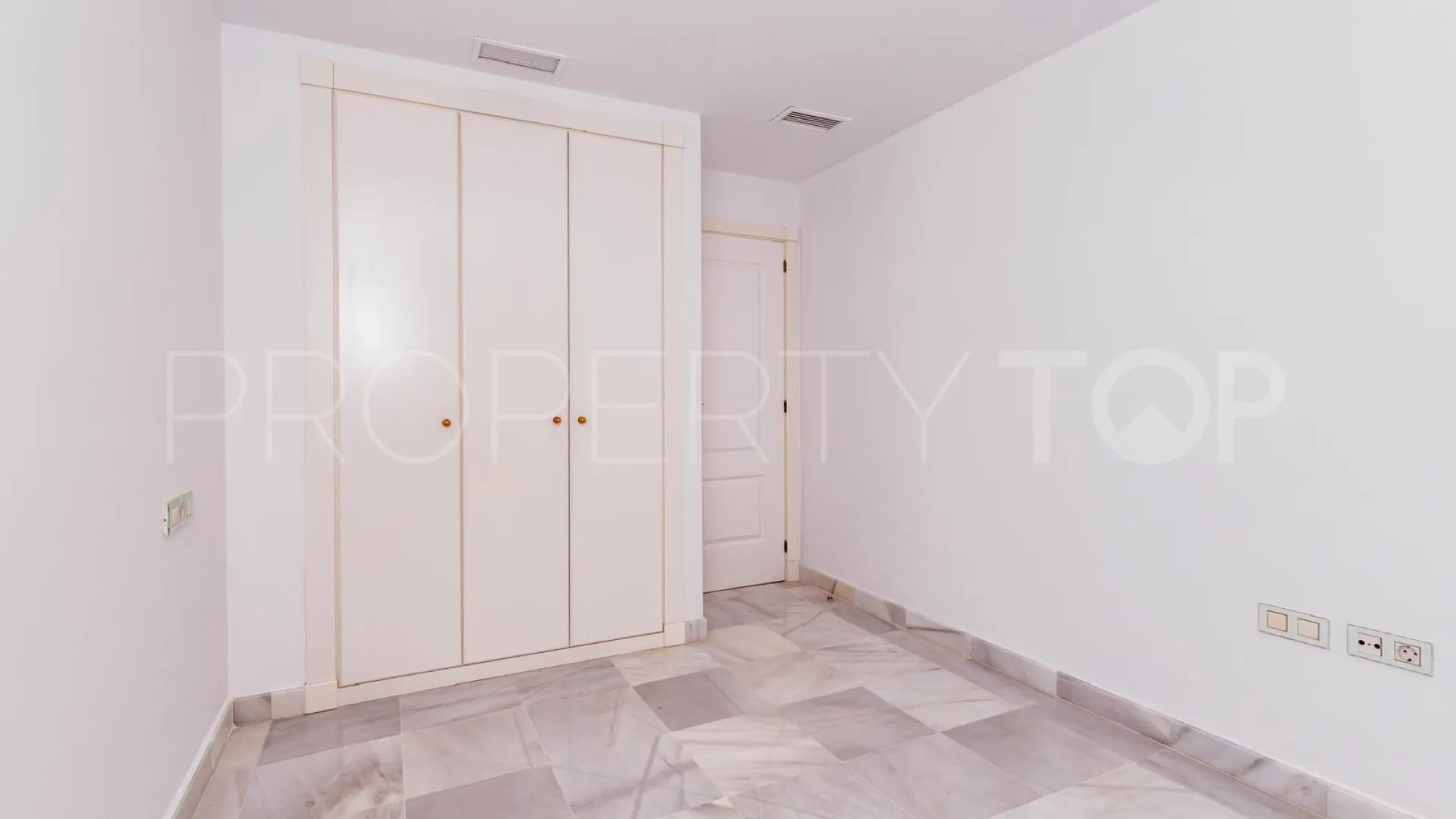 Hacienda del Sol 4 bedrooms apartment for sale