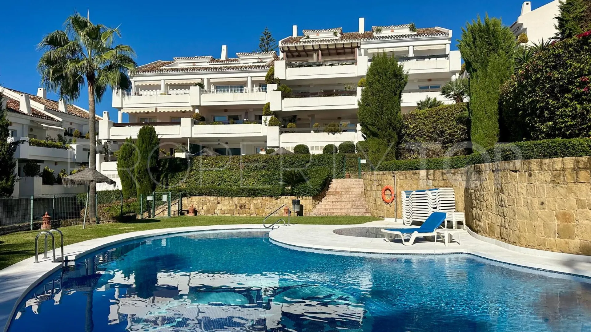 Apartamento en venta en Aloha Mirasierra de 2 dormitorios