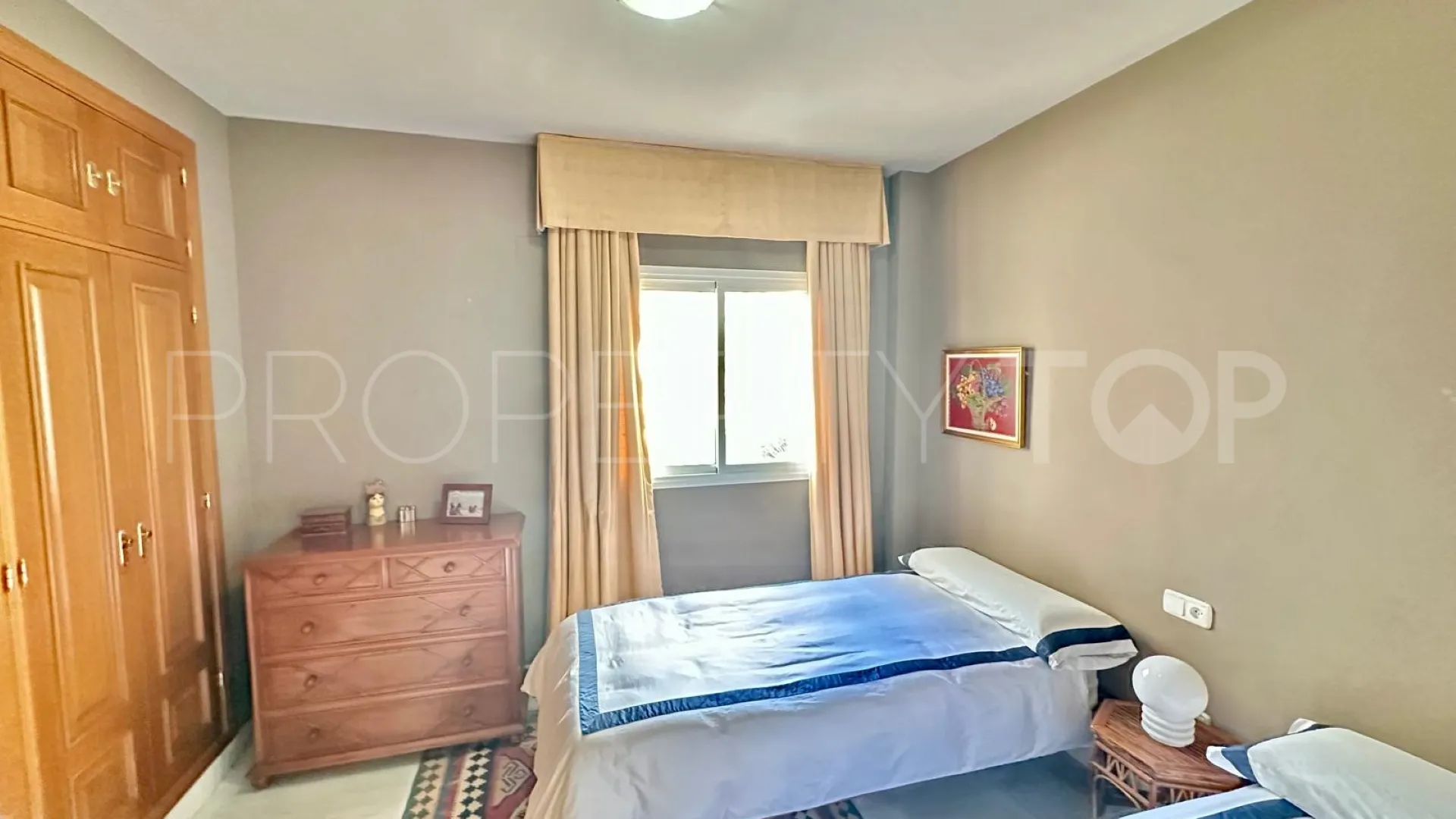 Apartamento en venta en Aloha Mirasierra de 2 dormitorios