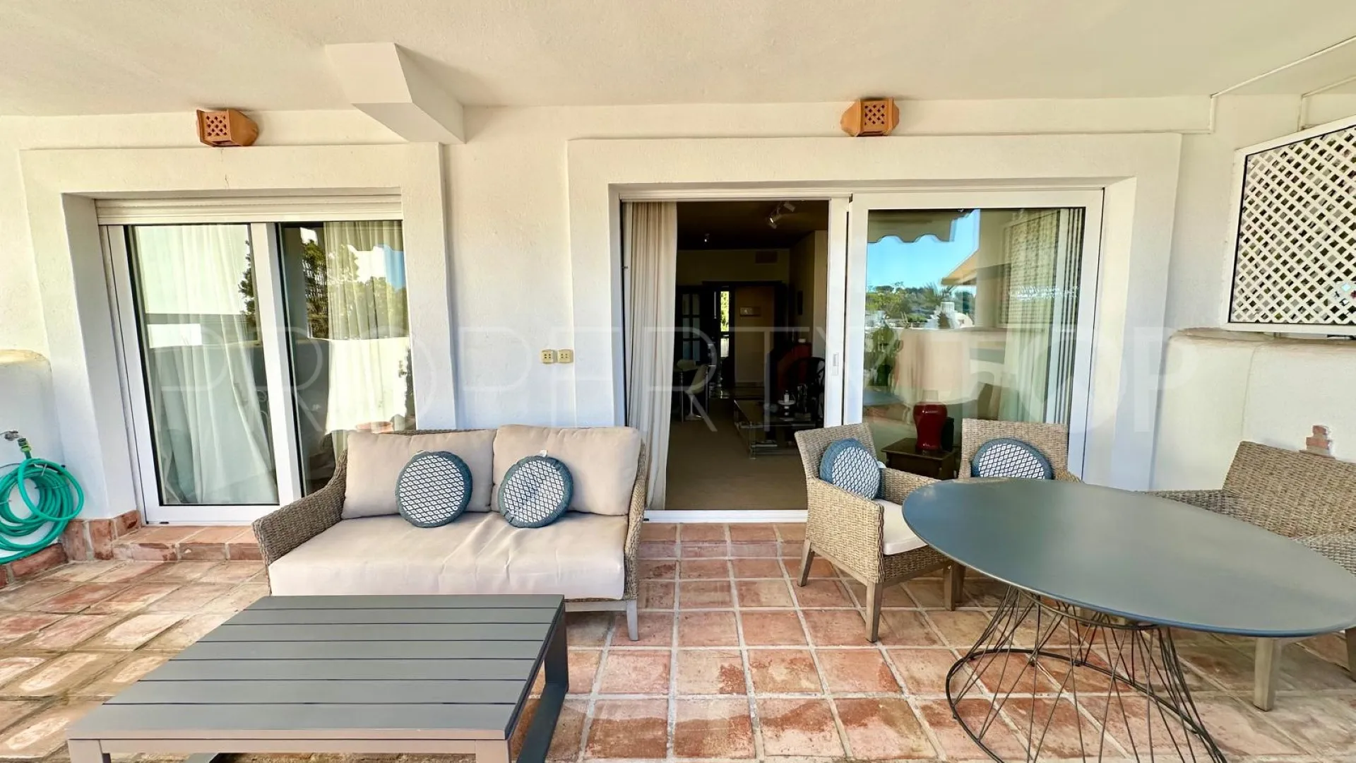 Apartamento en venta en Aloha Mirasierra de 2 dormitorios